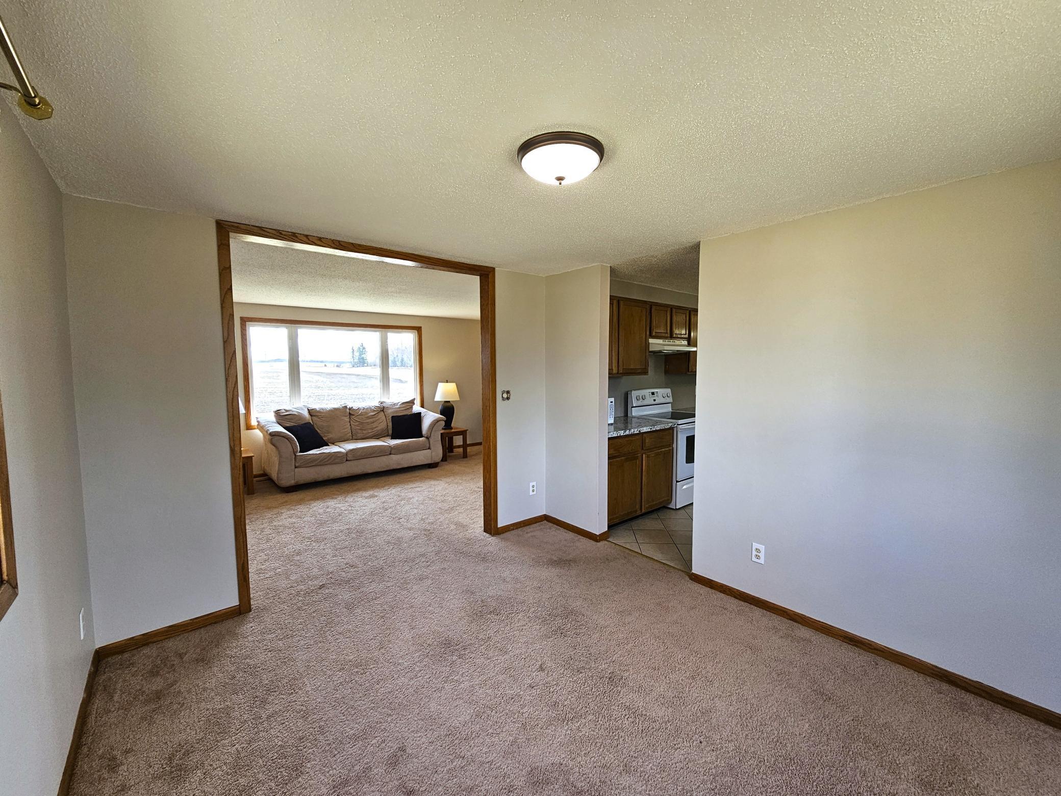 1977 single family home for sale at 17132 River Oaks Boulevard in Fergus Falls, MN — 3 bed, 3 bath (photo 13 of 56)