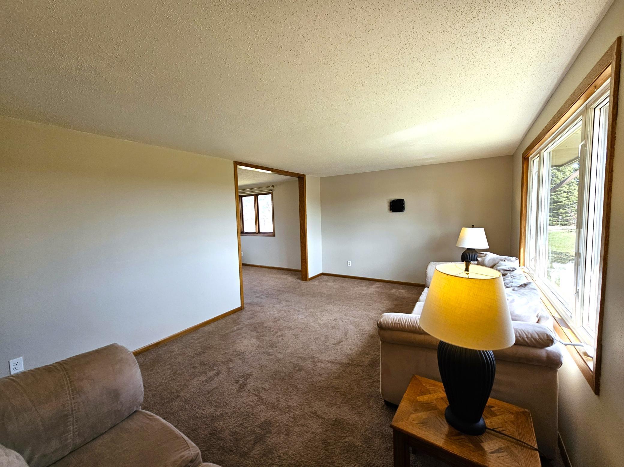 1977 single family home for sale at 17132 River Oaks Boulevard in Fergus Falls, MN — 3 bed, 3 bath (photo 16 of 56)