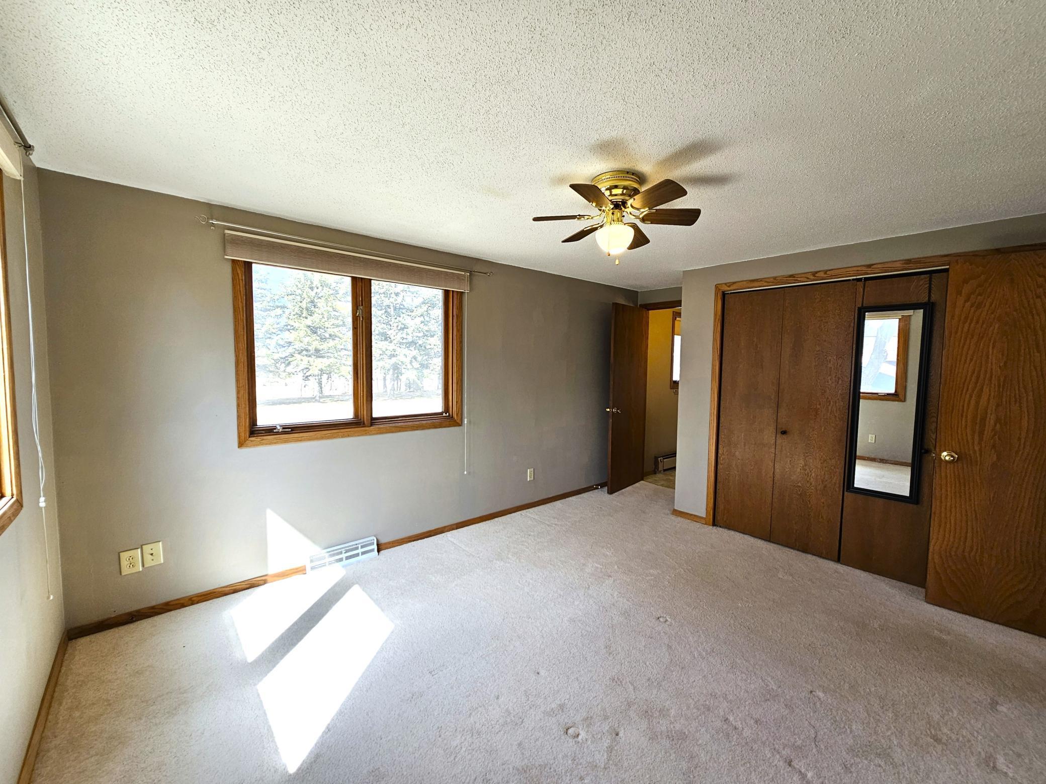 1977 single family home for sale at 17132 River Oaks Boulevard in Fergus Falls, MN — 3 bed, 3 bath (photo 25 of 56)