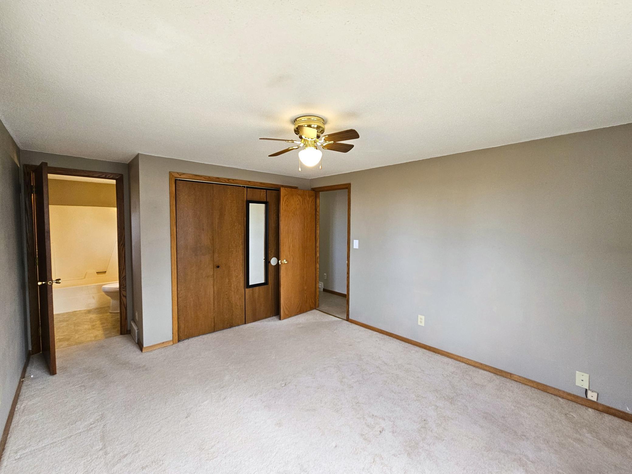 1977 single family home for sale at 17132 River Oaks Boulevard in Fergus Falls, MN — 3 bed, 3 bath (photo 27 of 56)