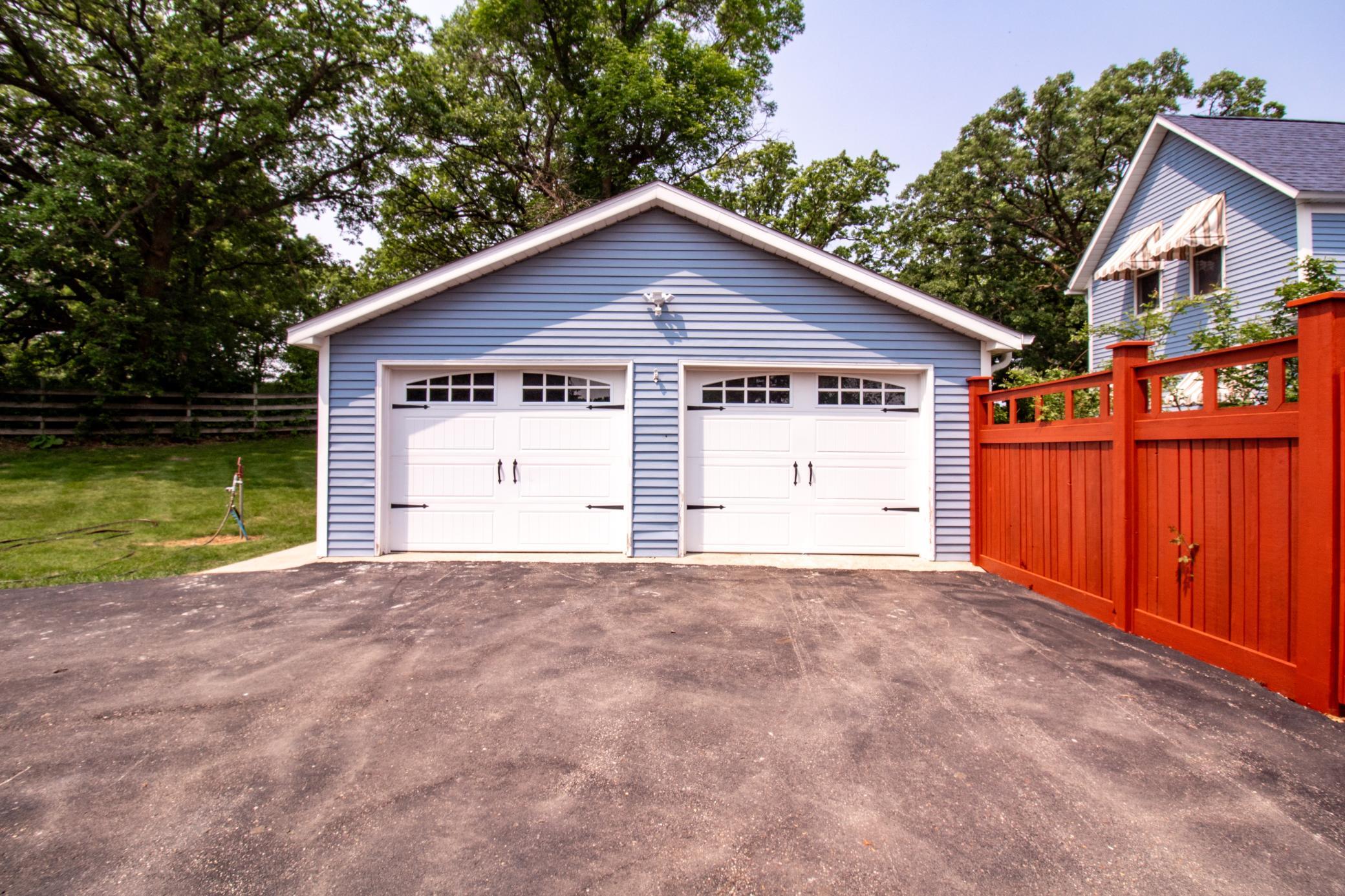 1908 single family home for sale at 33625 160th Street in Battle Lake, MN — 2 bed, 3 bath (photo 12 of 147)