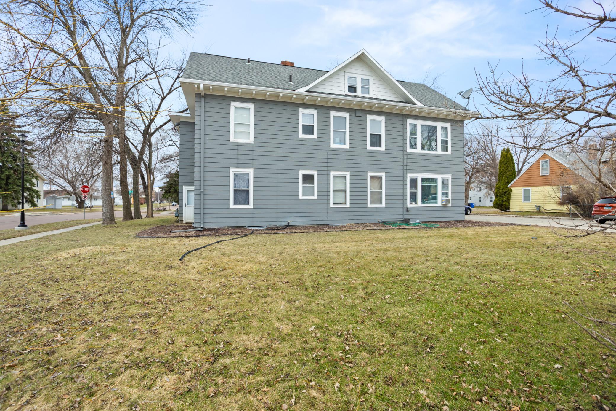 826 21st Street S, Fargo ND 58103 - Photo 6 of 15