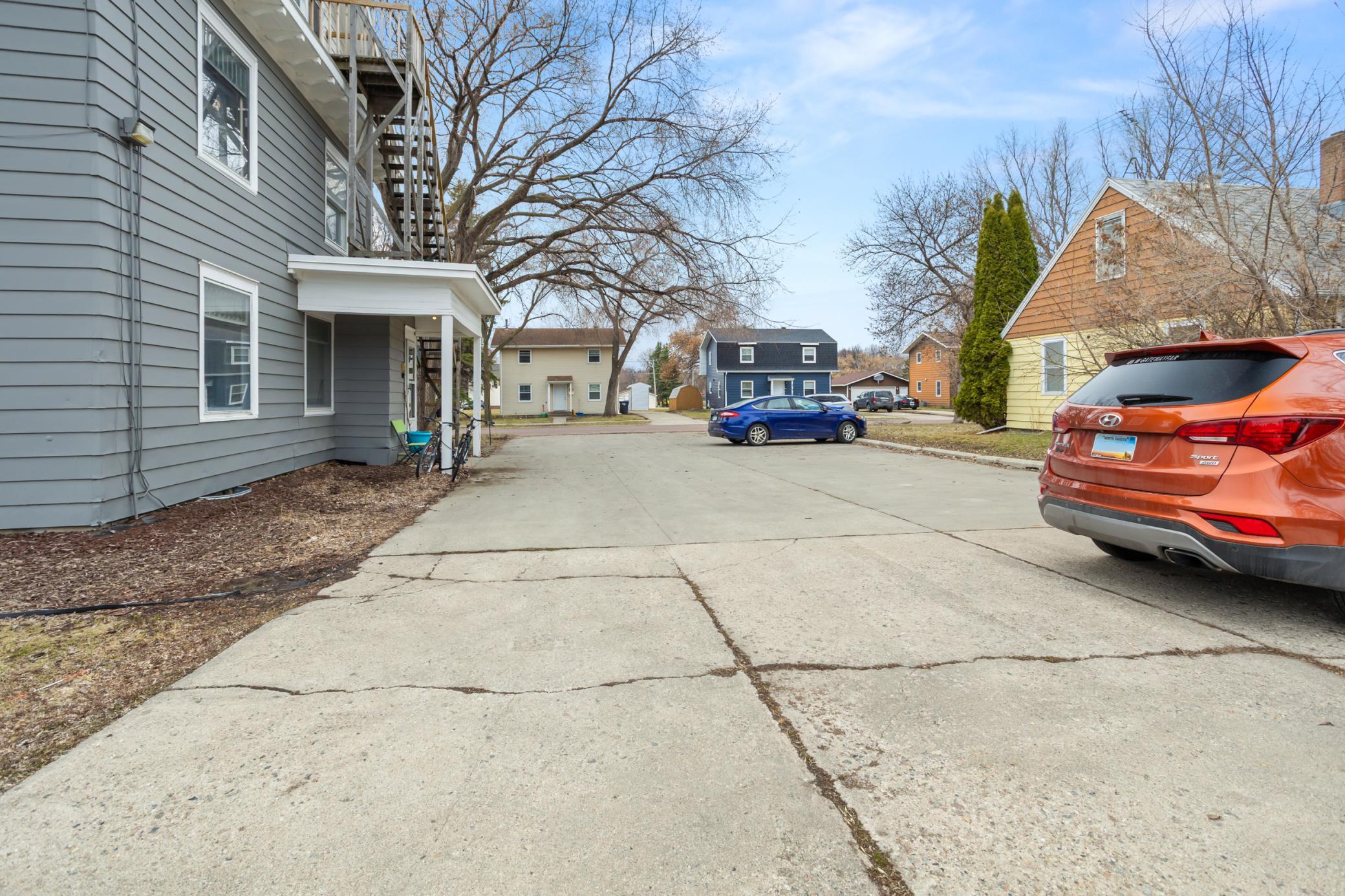 826 21st Street S, Fargo ND 58103 - Photo 8 of 15