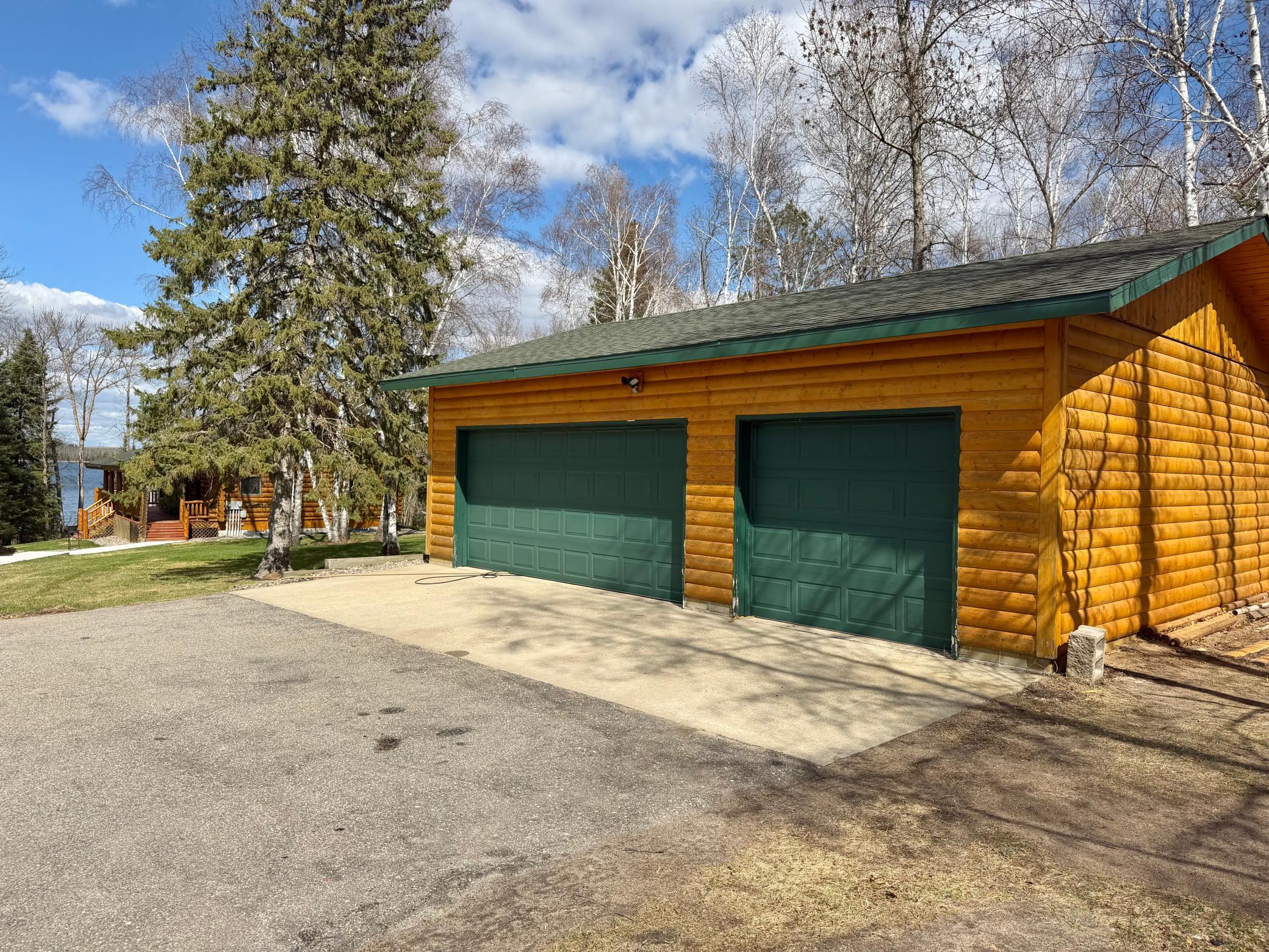 2003 single family home for sale at 29109 Omega Drive in Laporte, MN — 3 bed, 2 bath (photo 15 of 76)