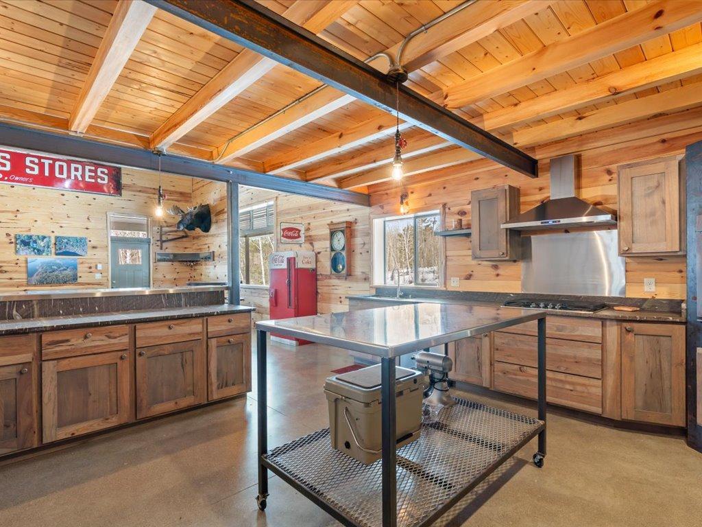 2017 single family home for sale at 26470 County 89 in Park Rapids, MN — 4 bed, 3 bath (photo 6 of 55)