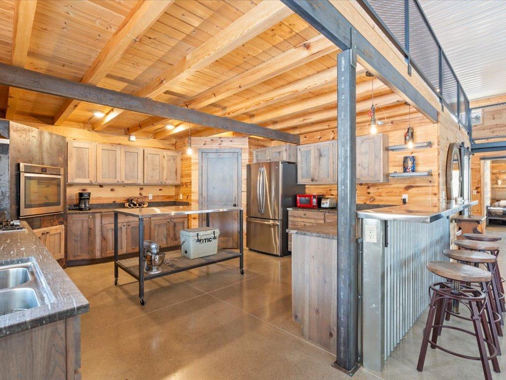 2017 single family home for sale at 26470 County 89 in Park Rapids, MN — 4 bed, 3 bath (photo 7 of 55)