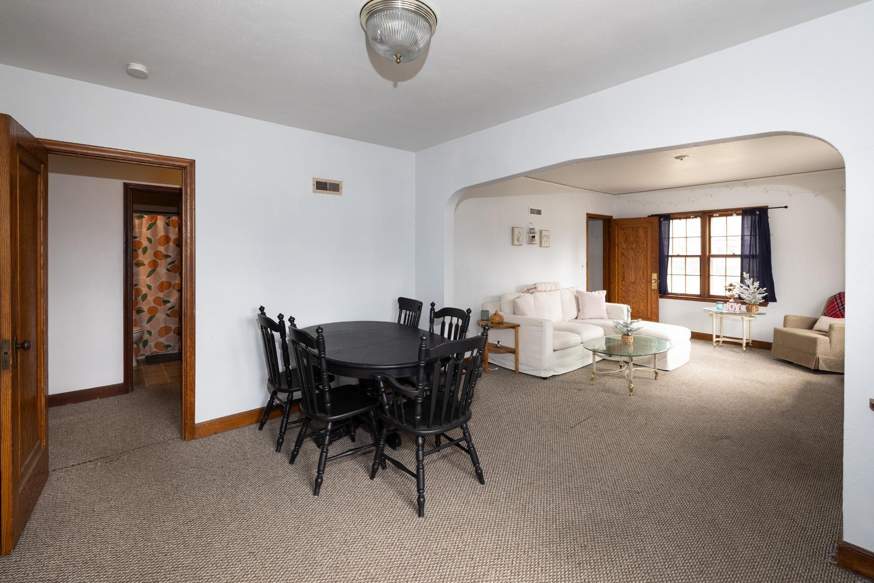 1940 single family home for sale at 623 6th Street S in Moorhead, MN — 6 bed, 3 bath (photo 14 of 53)