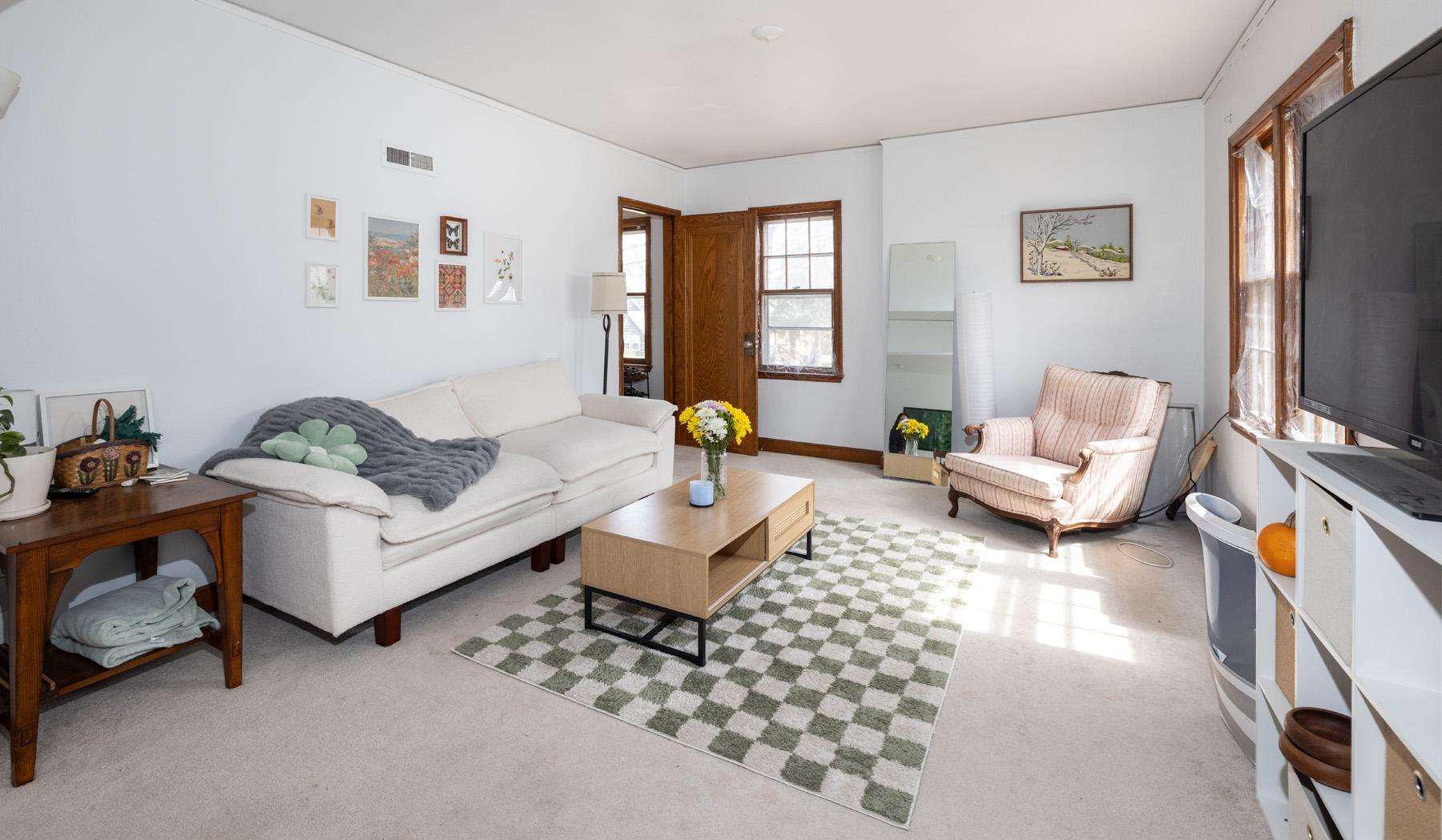 1940 single family home for sale at 623 6th Street S in Moorhead, MN — 6 bed, 3 bath (photo 30 of 53)