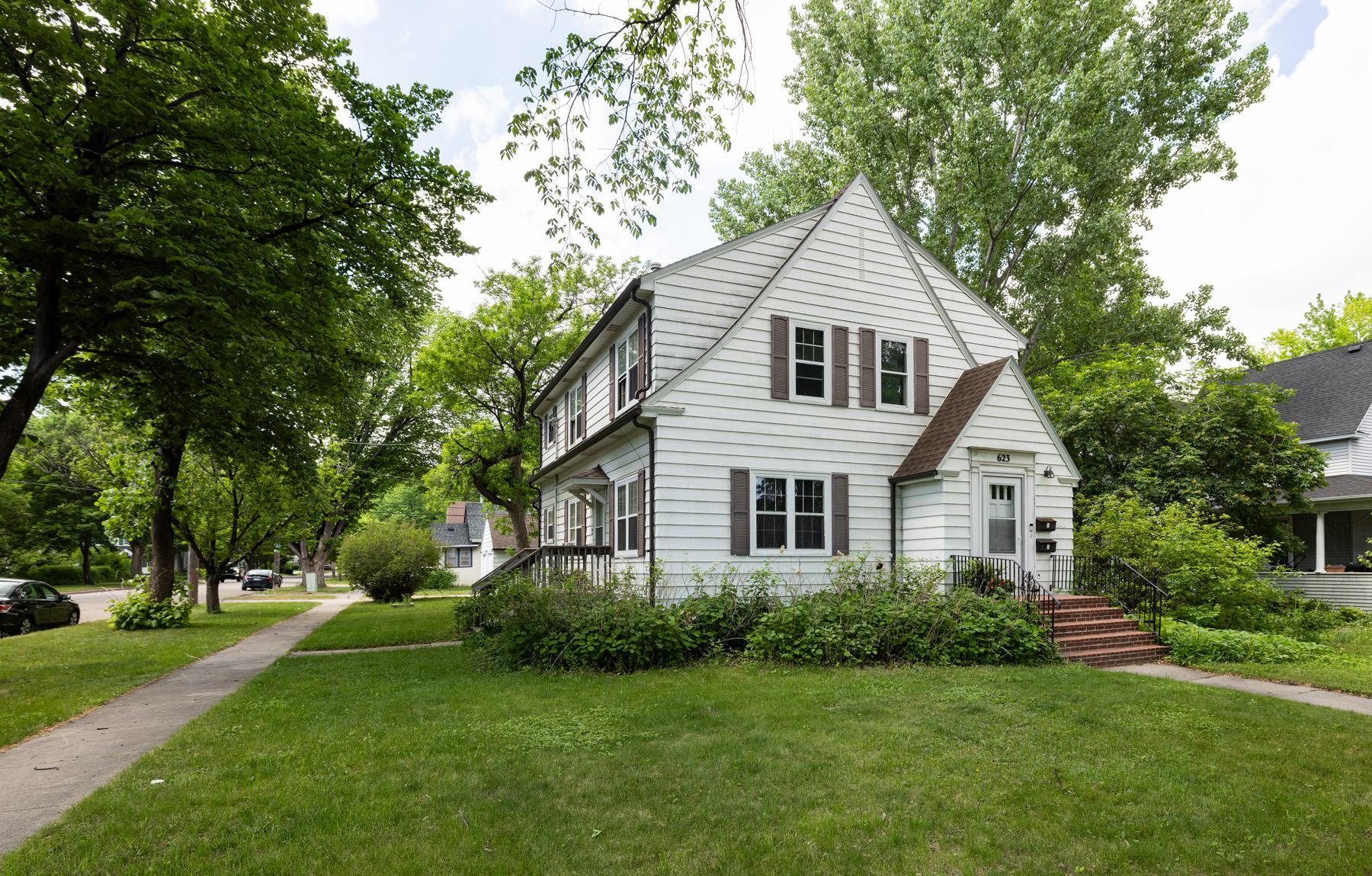 1940 single family home for sale at 623 6th Street S in Moorhead, MN — 6 bed, 3 bath (photo 50 of 58)