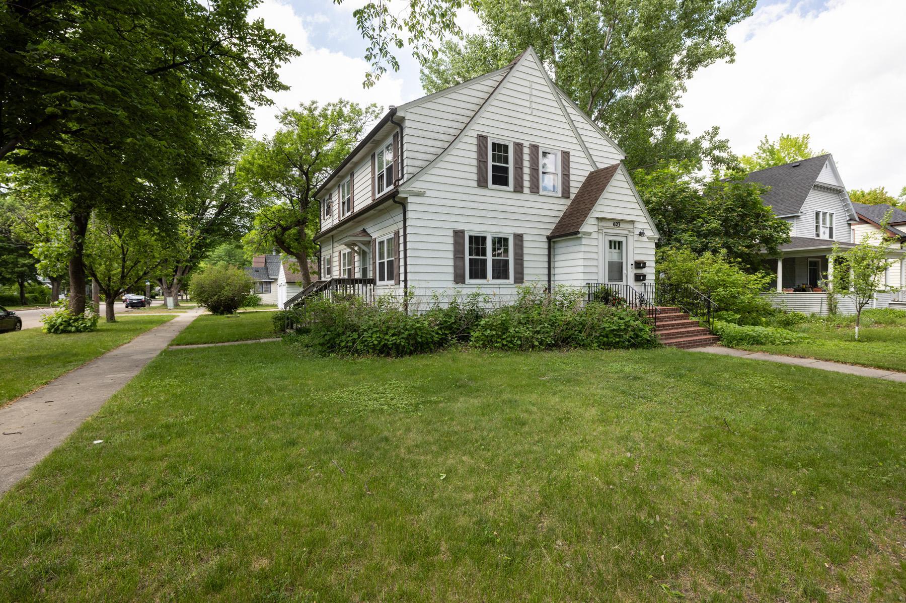 1940 single family home for sale at 623 6th Street S in Moorhead, MN — 6 bed, 3 bath (photo 51 of 58)