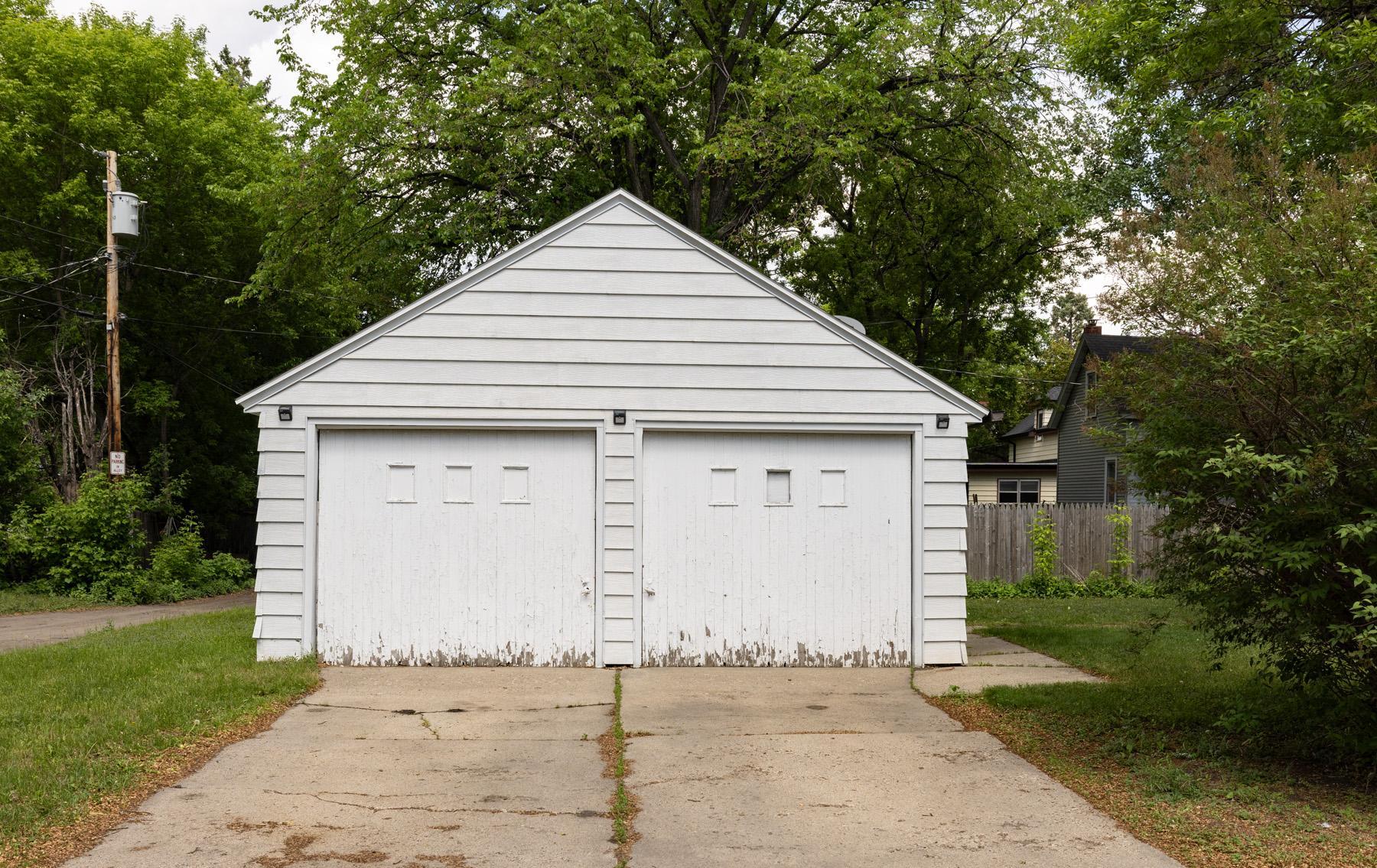 1940 single family home for sale at 623 6th Street S in Moorhead, MN — 6 bed, 3 bath (photo 58 of 58)