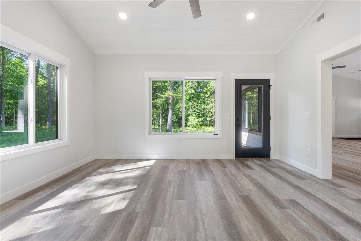 2026 single family home for sale at 1622 Maplewood Ridge Road in East Gull Lake, MN — 3 bed, 2 bath (photo 16 of 56)