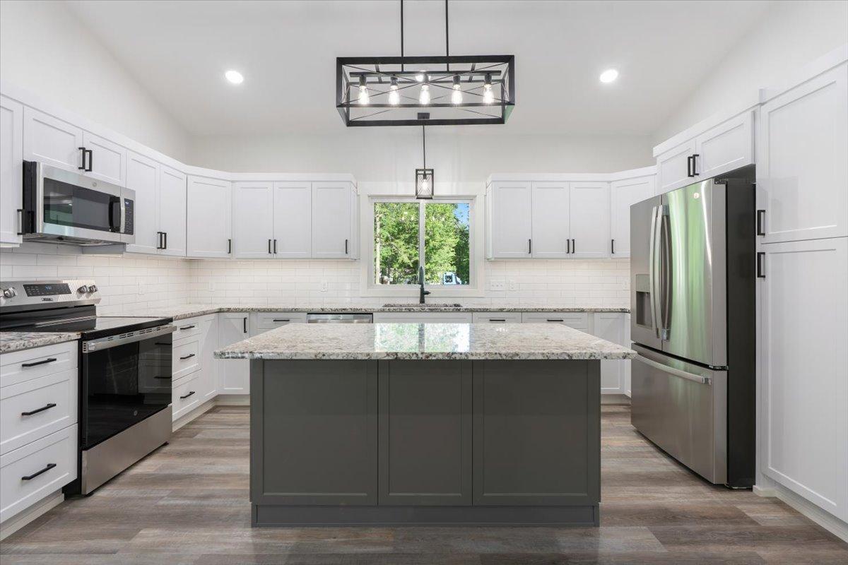 2026 single family home for sale at 1622 Maplewood Ridge Road in East Gull Lake, MN — 3 bed, 2 bath (photo 21 of 56)