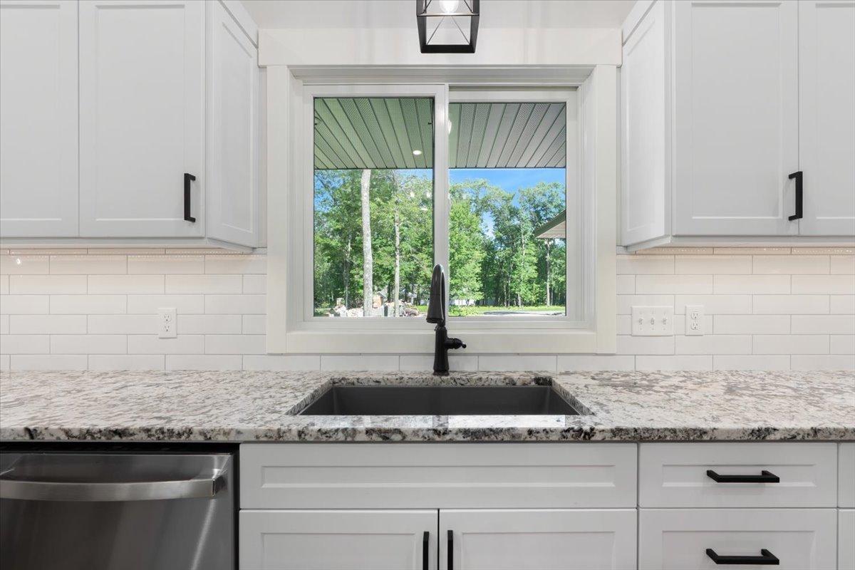 2026 single family home for sale at 1622 Maplewood Ridge Road in East Gull Lake, MN — 3 bed, 2 bath (photo 25 of 56)