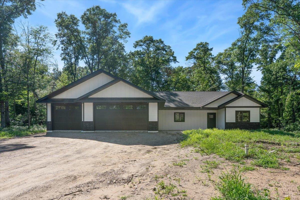 2026 single family home for sale at 1622 Maplewood Ridge Road in East Gull Lake, MN — 3 bed, 2 bath (photo 38 of 56)