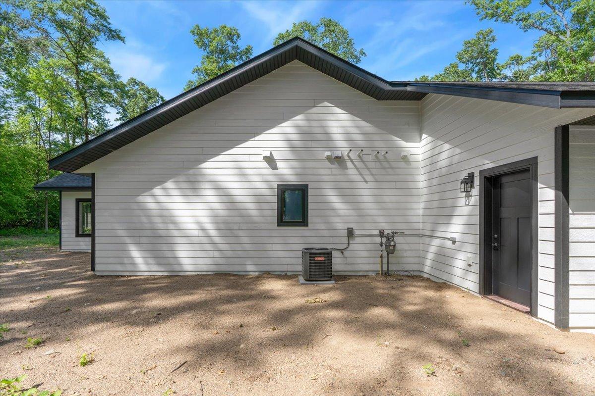 2026 single family home for sale at 1622 Maplewood Ridge Road in East Gull Lake, MN — 3 bed, 2 bath (photo 41 of 56)
