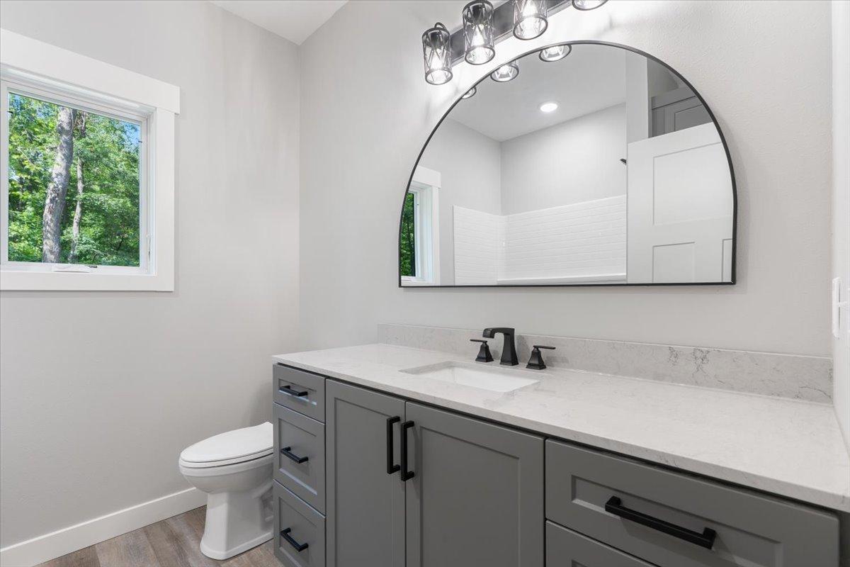 2026 single family home for sale at 1622 Maplewood Ridge Road in East Gull Lake, MN — 3 bed, 2 bath (photo 9 of 56)