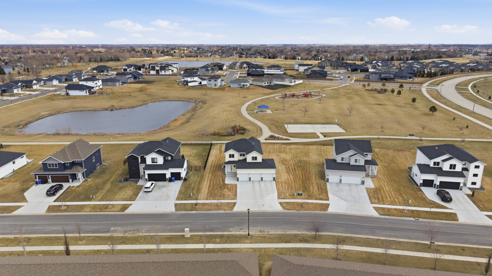 4756 34th Street S, Fargo ND 58104 - Photo 33 of 40