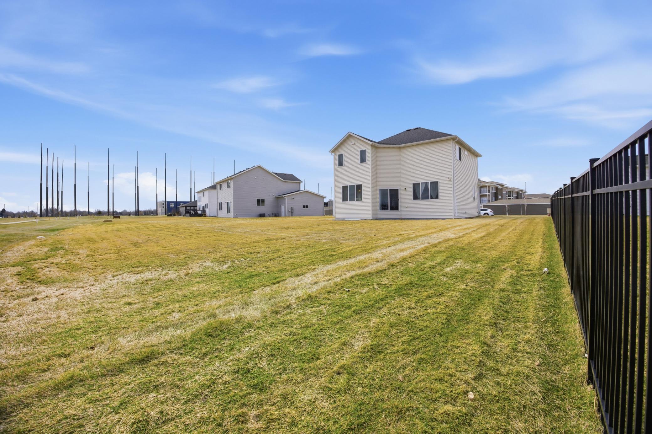 4756 34th Street S, Fargo ND 58104 - Photo 37 of 40