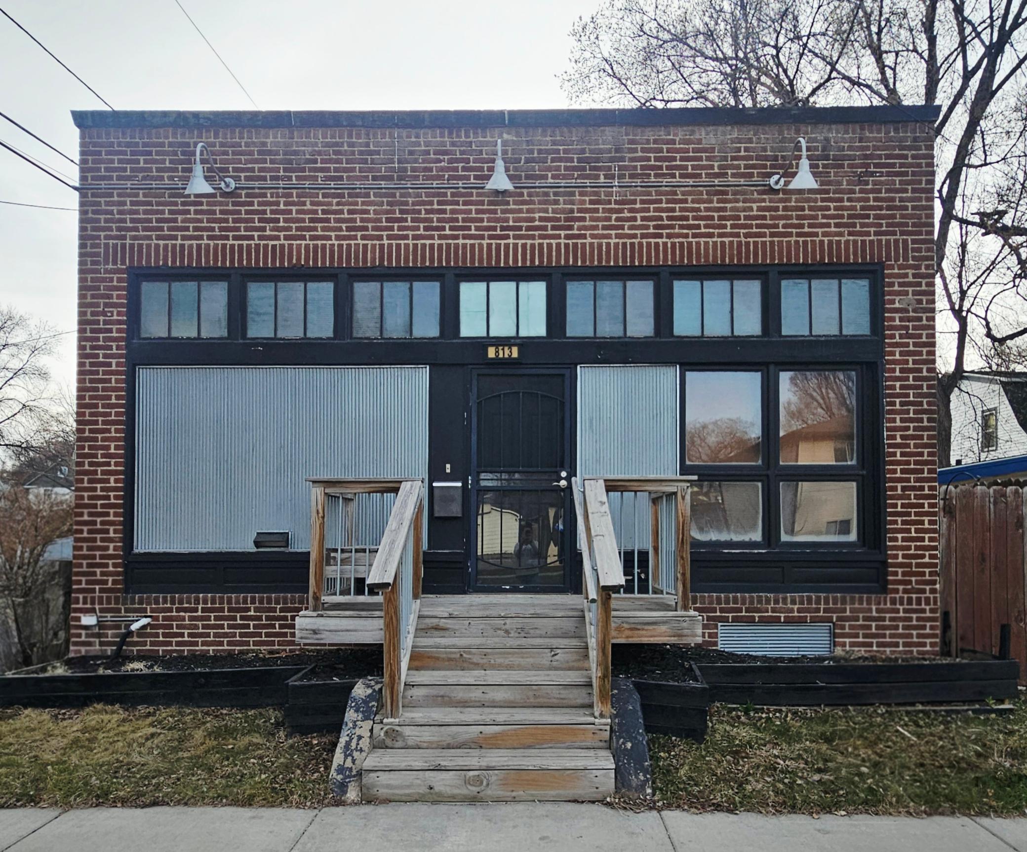 1923 single family home for sale at 813 10th Street N in Fargo, ND — 3 bed, 1 bath