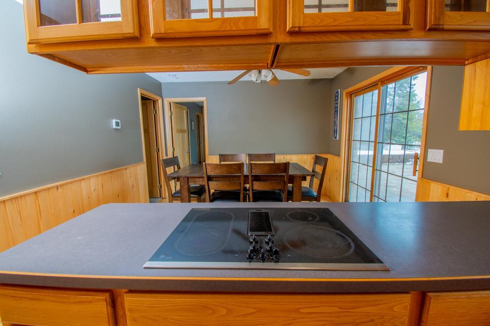 1980 single family home for sale at 8012 N Grace Lake Road SE in Bemidji, MN — 2 bed, 3 bath (photo 13 of 44)