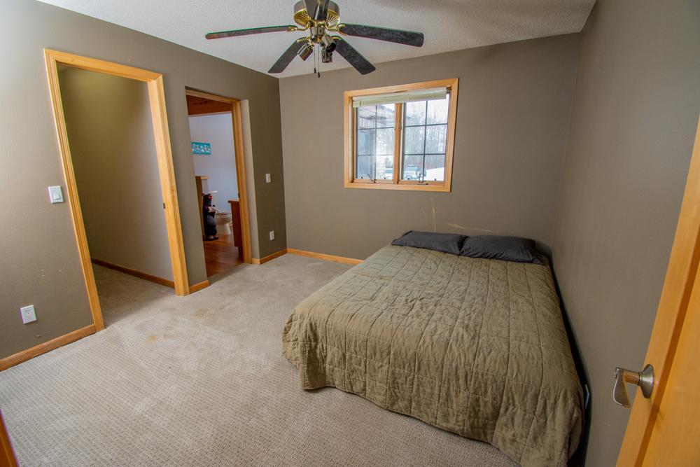 1980 single family home for sale at 8012 N Grace Lake Road SE in Bemidji, MN — 2 bed, 3 bath (photo 18 of 44)