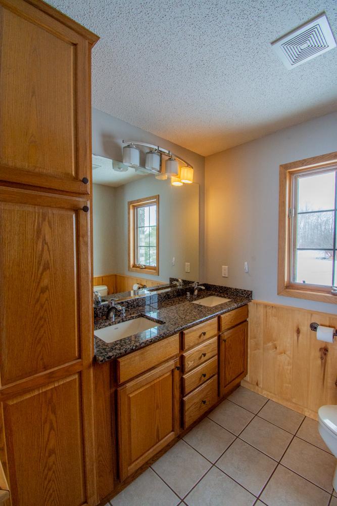 1980 single family home for sale at 8012 N Grace Lake Road SE in Bemidji, MN — 2 bed, 3 bath (photo 31 of 44)