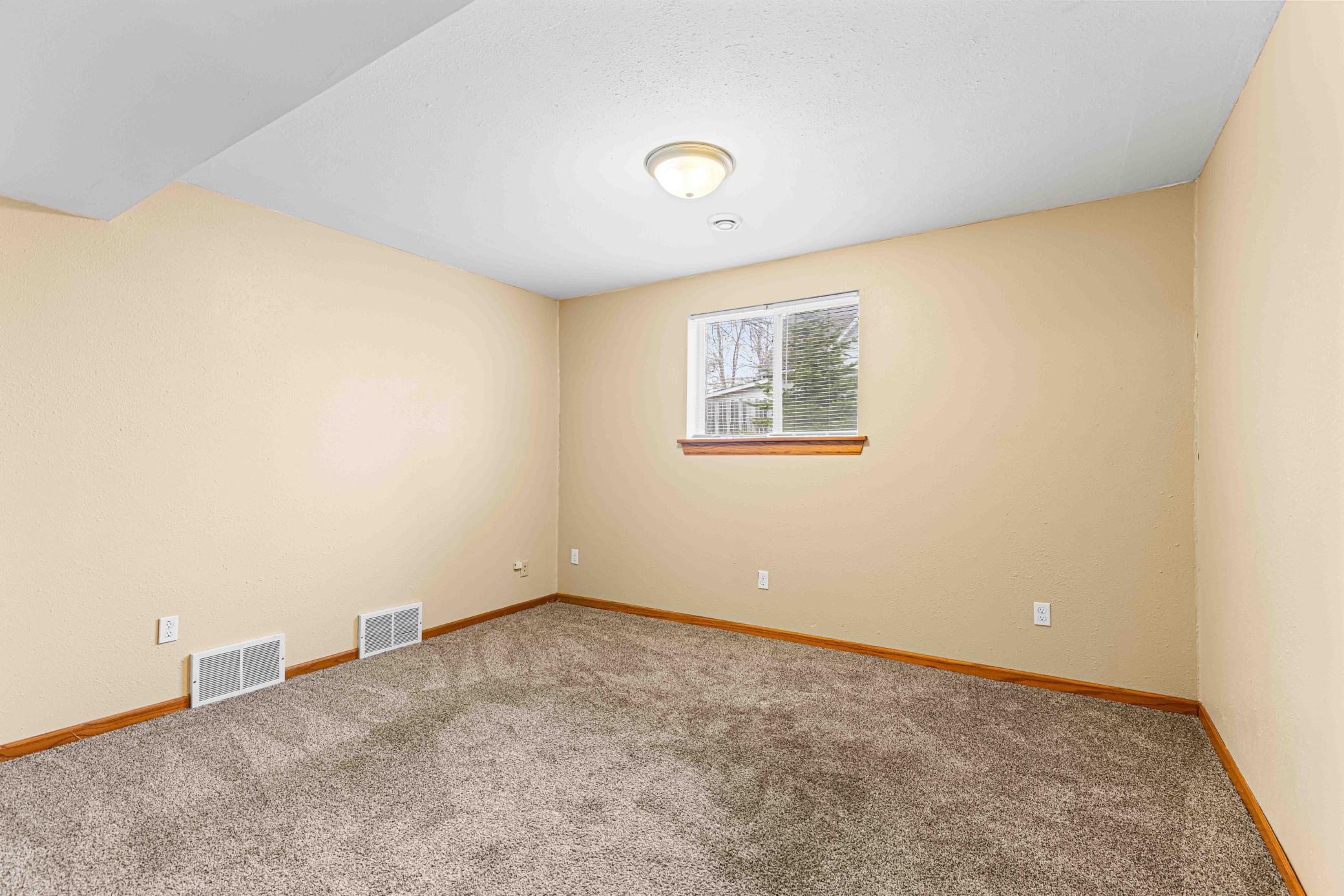 525 Bluff Street, Enderlin ND 58027 - Photo 22 of 40