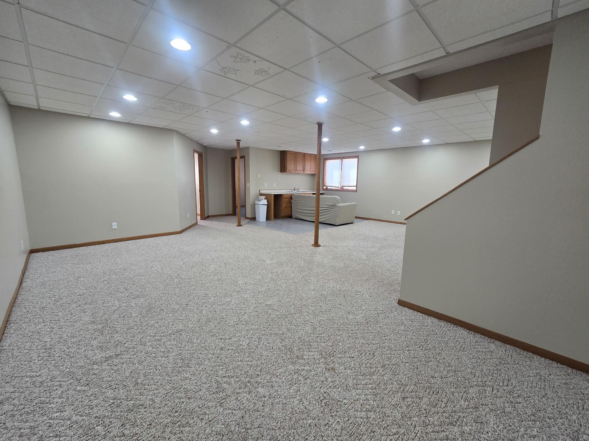 2004 single family home for sale at 105 Park View Drive in Vergas, MN — 5 bed, 3 bath (photo 12 of 25)