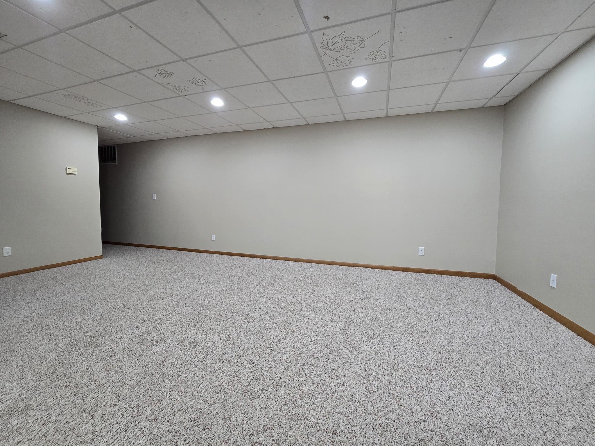 2004 single family home for sale at 105 Park View Drive in Vergas, MN — 5 bed, 3 bath (photo 19 of 25)