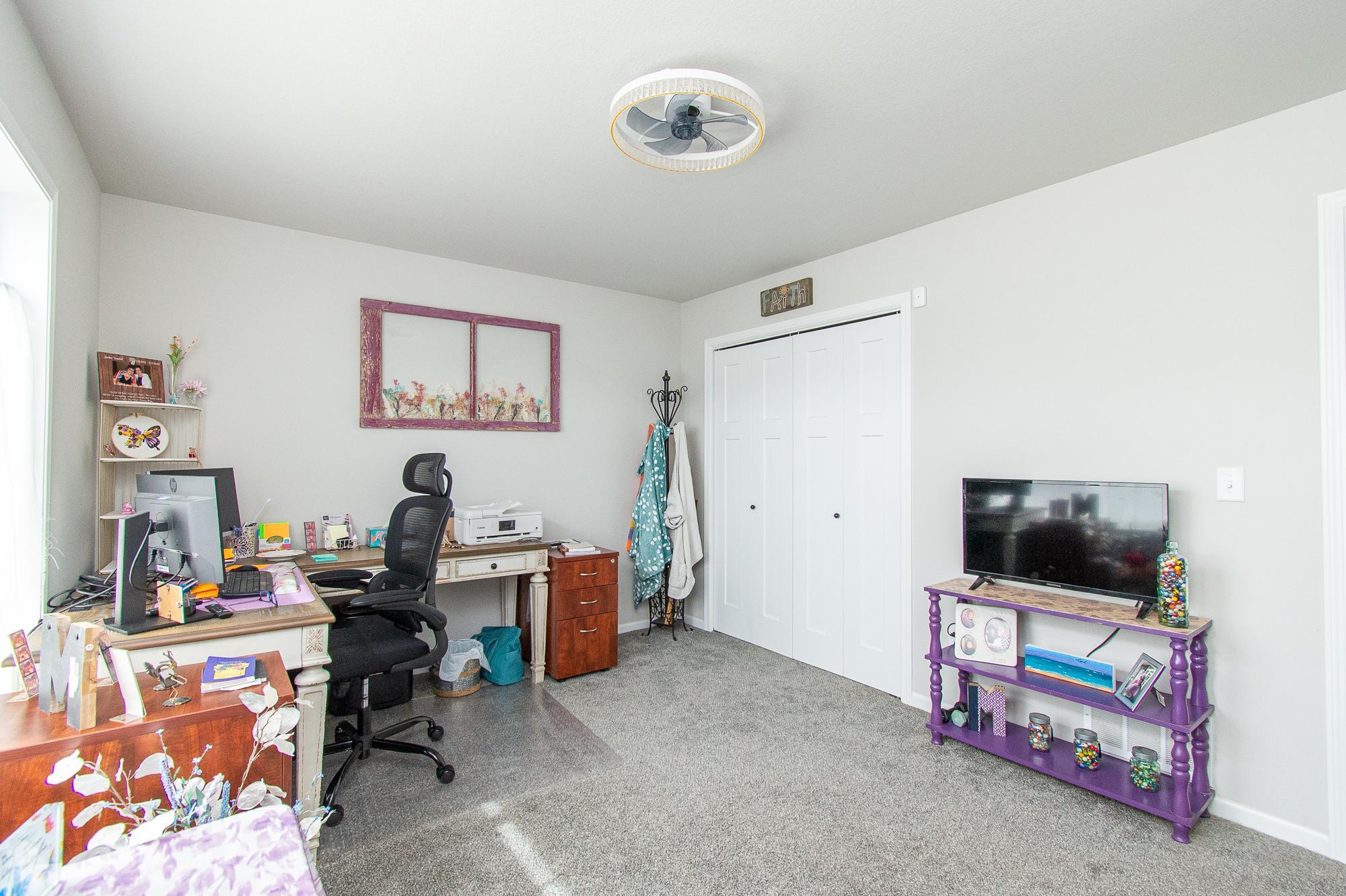 2021 single family home for sale at 6012 Kodiak Lane in Horace, ND — 4 bed, 3 bath (photo 18 of 44)