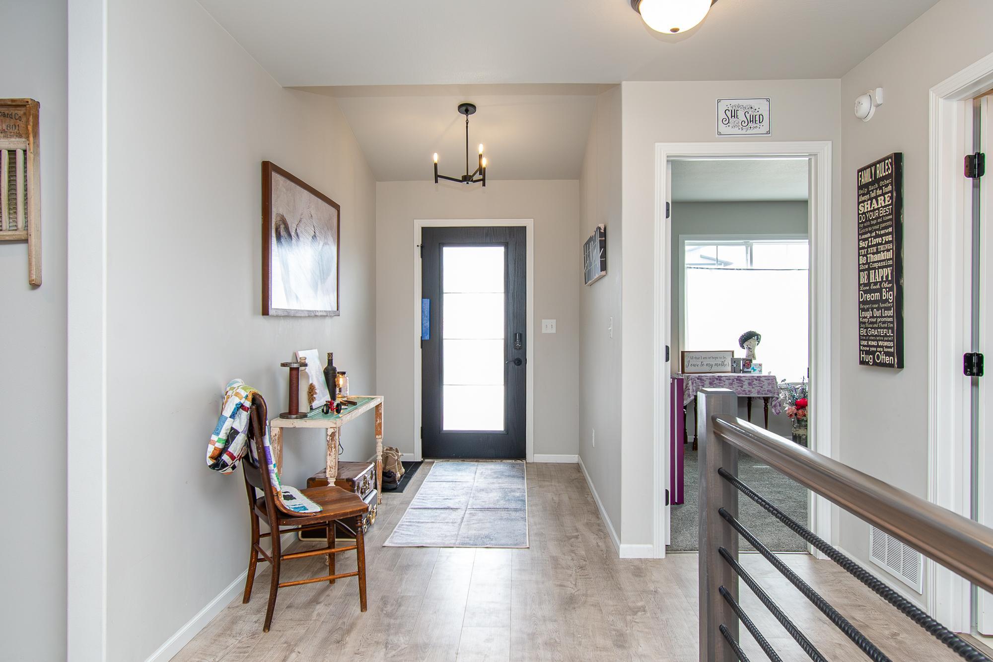 2021 single family home for sale at 6012 Kodiak Lane in Horace, ND — 4 bed, 3 bath (photo 3 of 44)