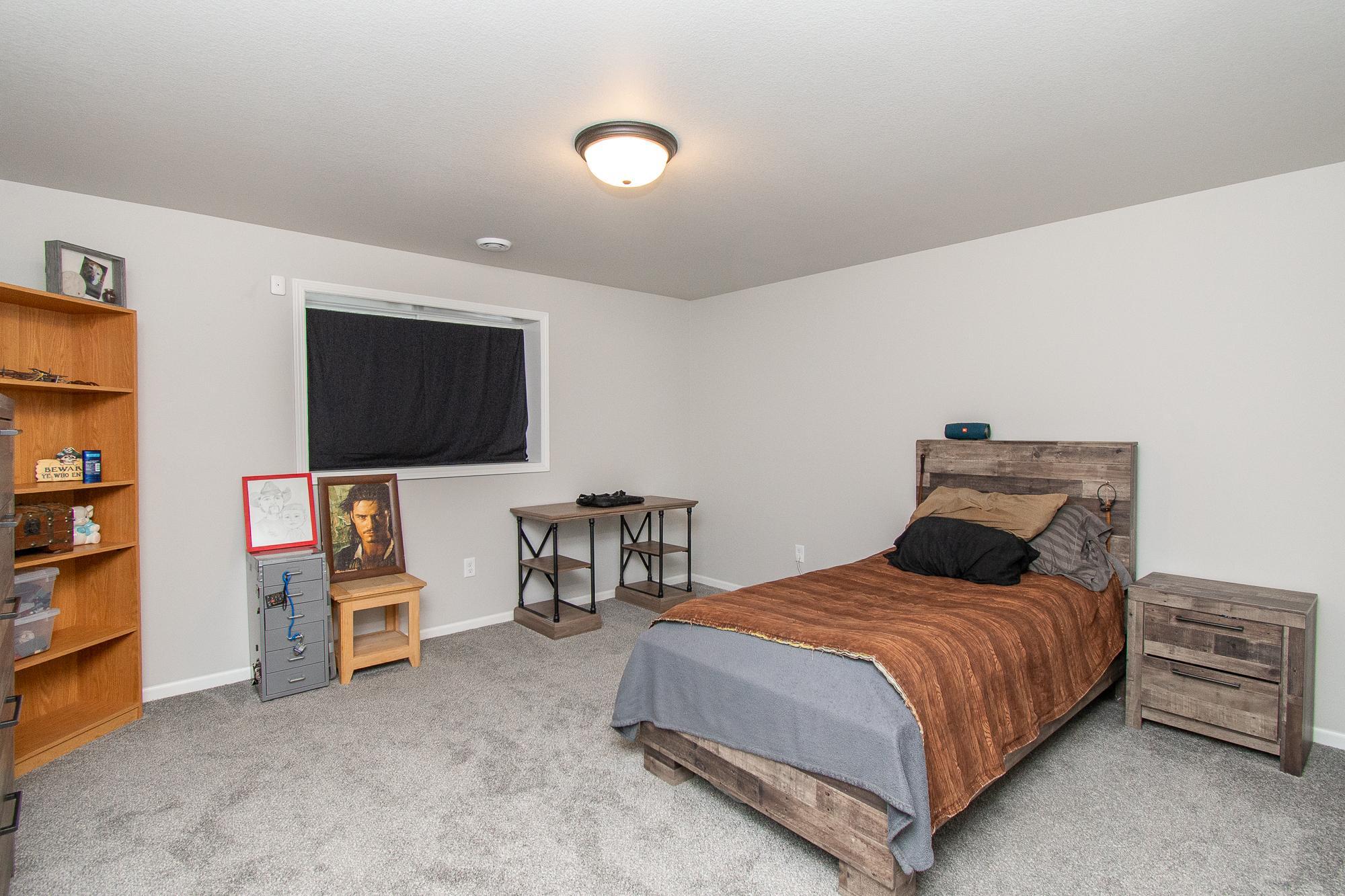 2021 single family home for sale at 6012 Kodiak Lane in Horace, ND — 4 bed, 3 bath (photo 29 of 44)