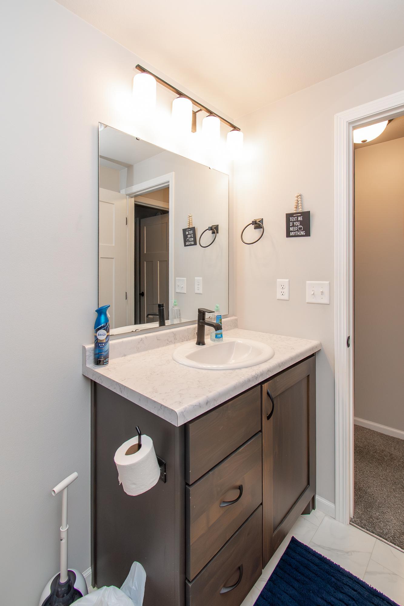 2021 single family home for sale at 6012 Kodiak Lane in Horace, ND — 4 bed, 3 bath (photo 36 of 44)