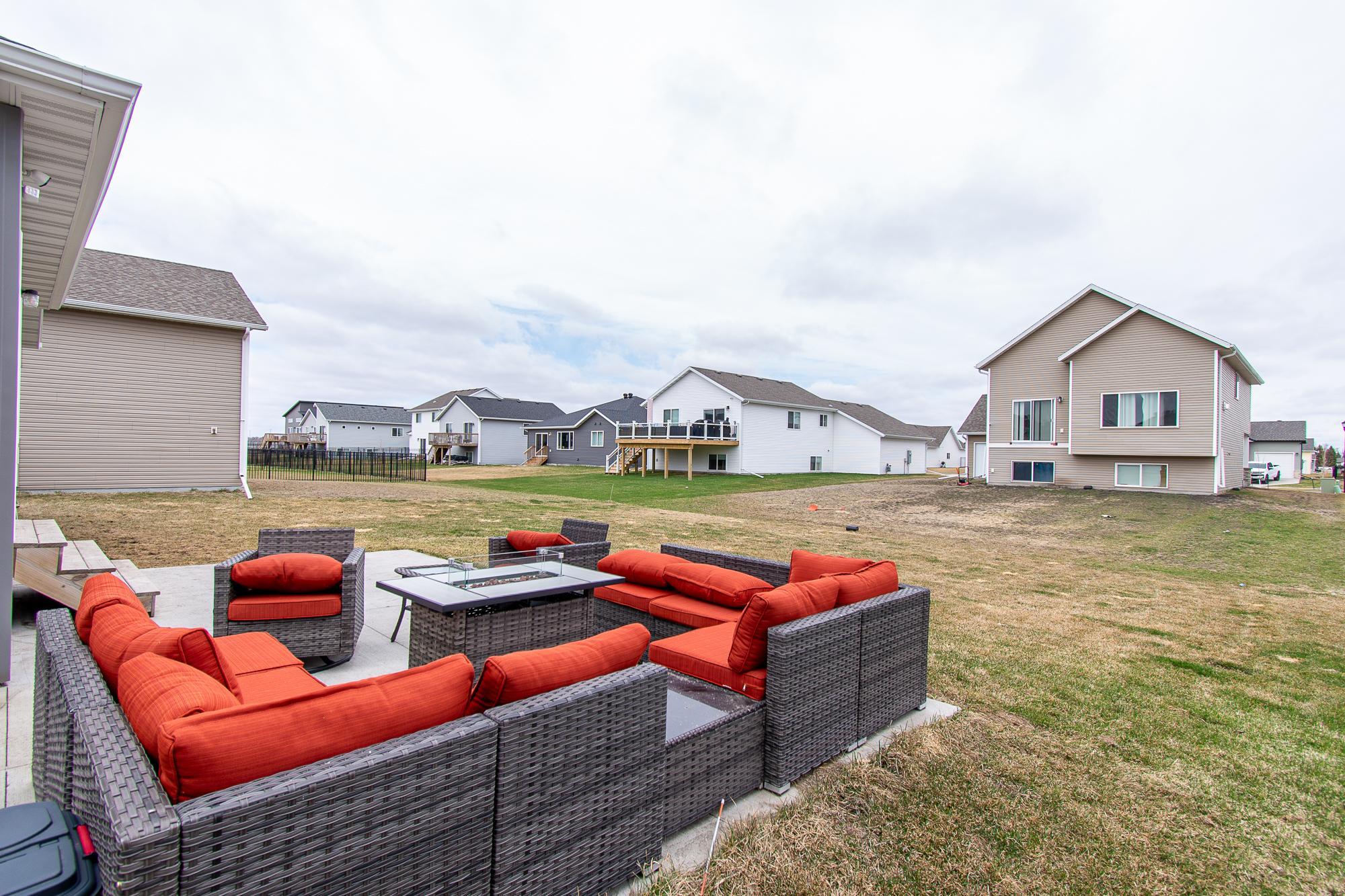 2021 single family home for sale at 6012 Kodiak Lane in Horace, ND — 4 bed, 3 bath (photo 40 of 44)