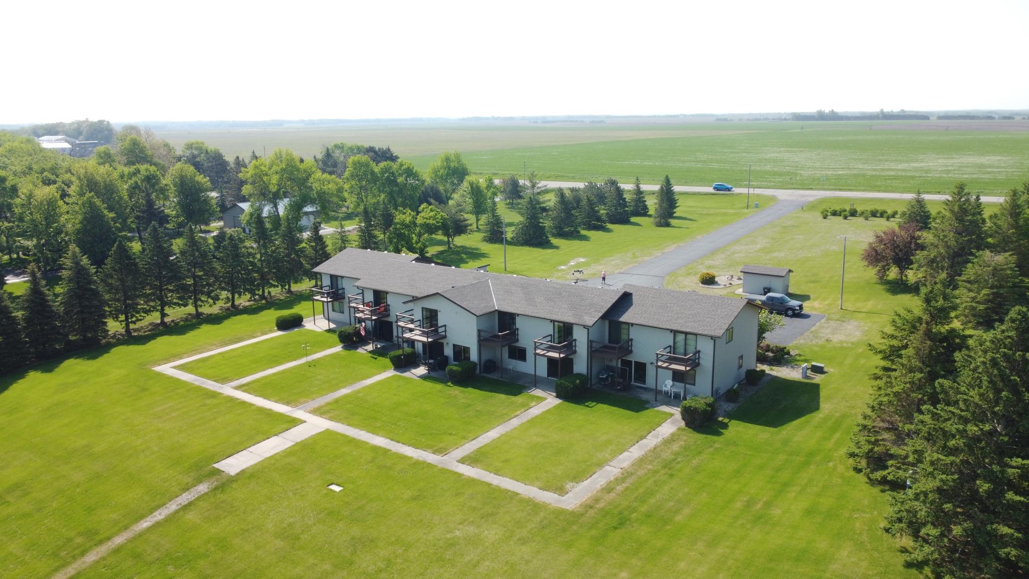 1993 condo for sale at 29464 422nd Avenue in Battle Lake, MN — 3 bed, 4 bath (photo 11 of 40)