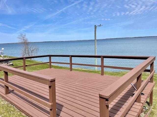1993 condo for sale at 29464 422nd Avenue in Battle Lake, MN — 3 bed, 4 bath (photo 37 of 40)