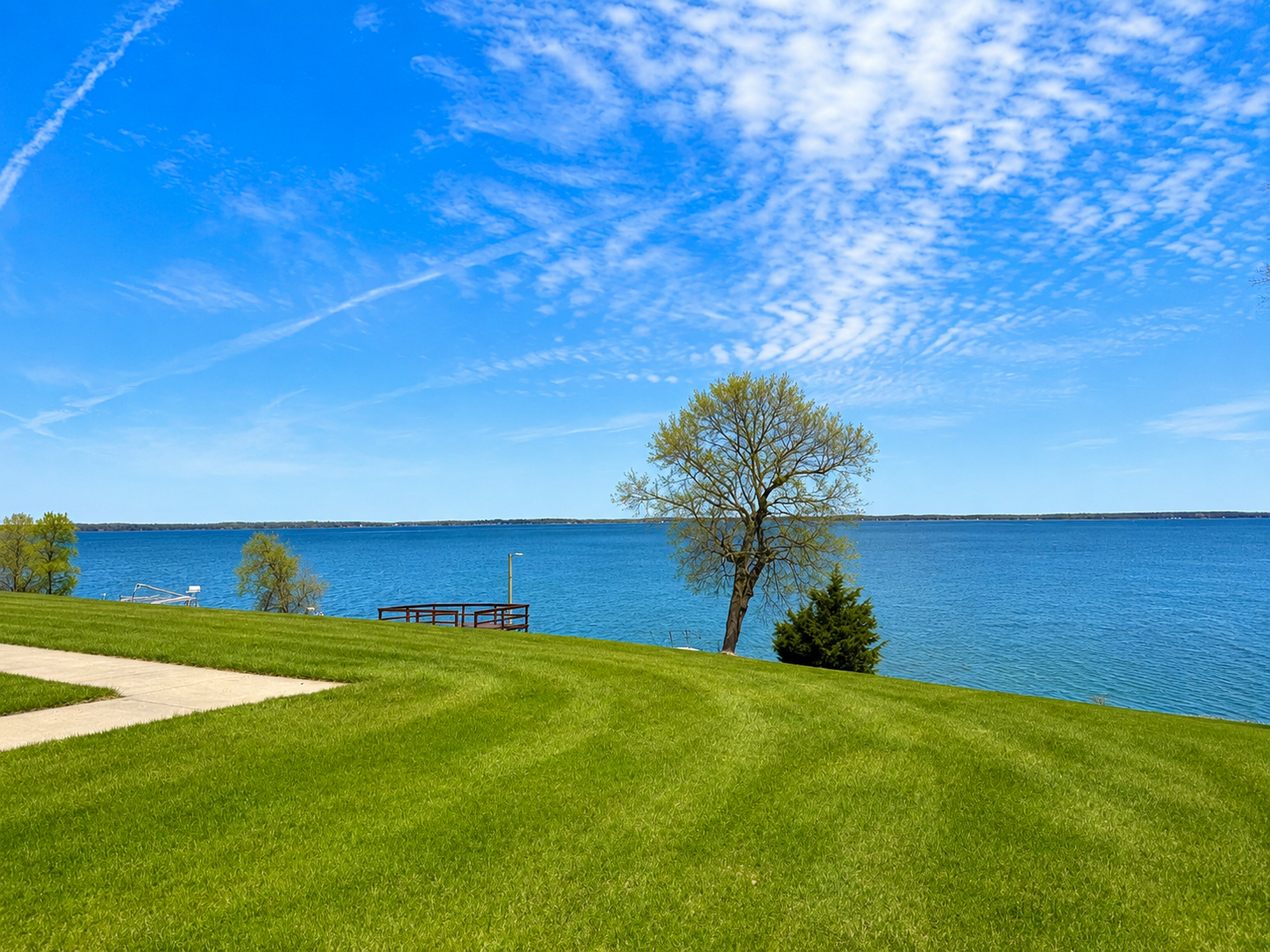 1993 condo for sale at 29464 422nd Avenue in Battle Lake, MN — 3 bed, 4 bath (photo 9 of 40)