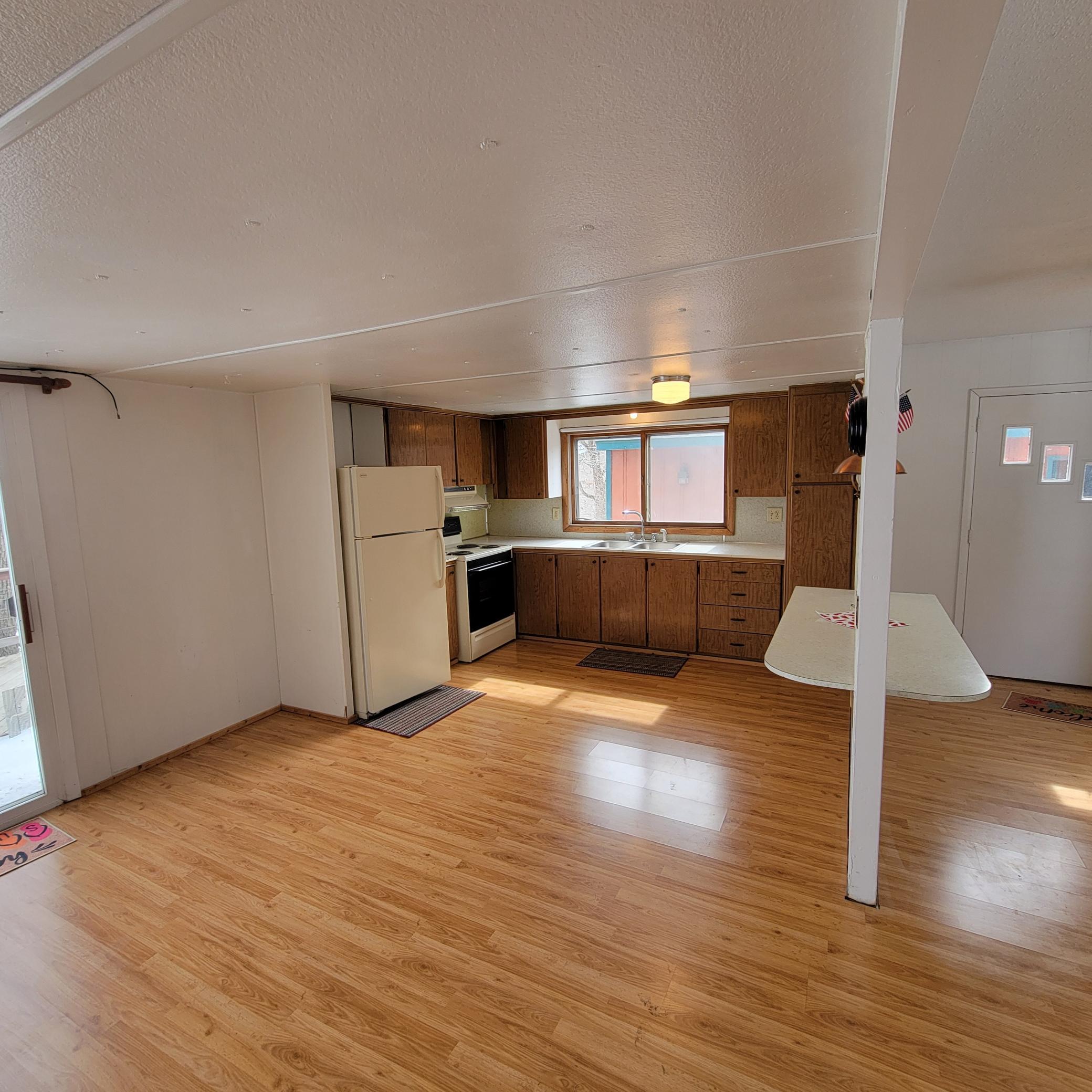 1969 single family home for sale at 43404 Bills Beach Road in Dent, MN — 4 bed, 1 bath (photo 5 of 46)