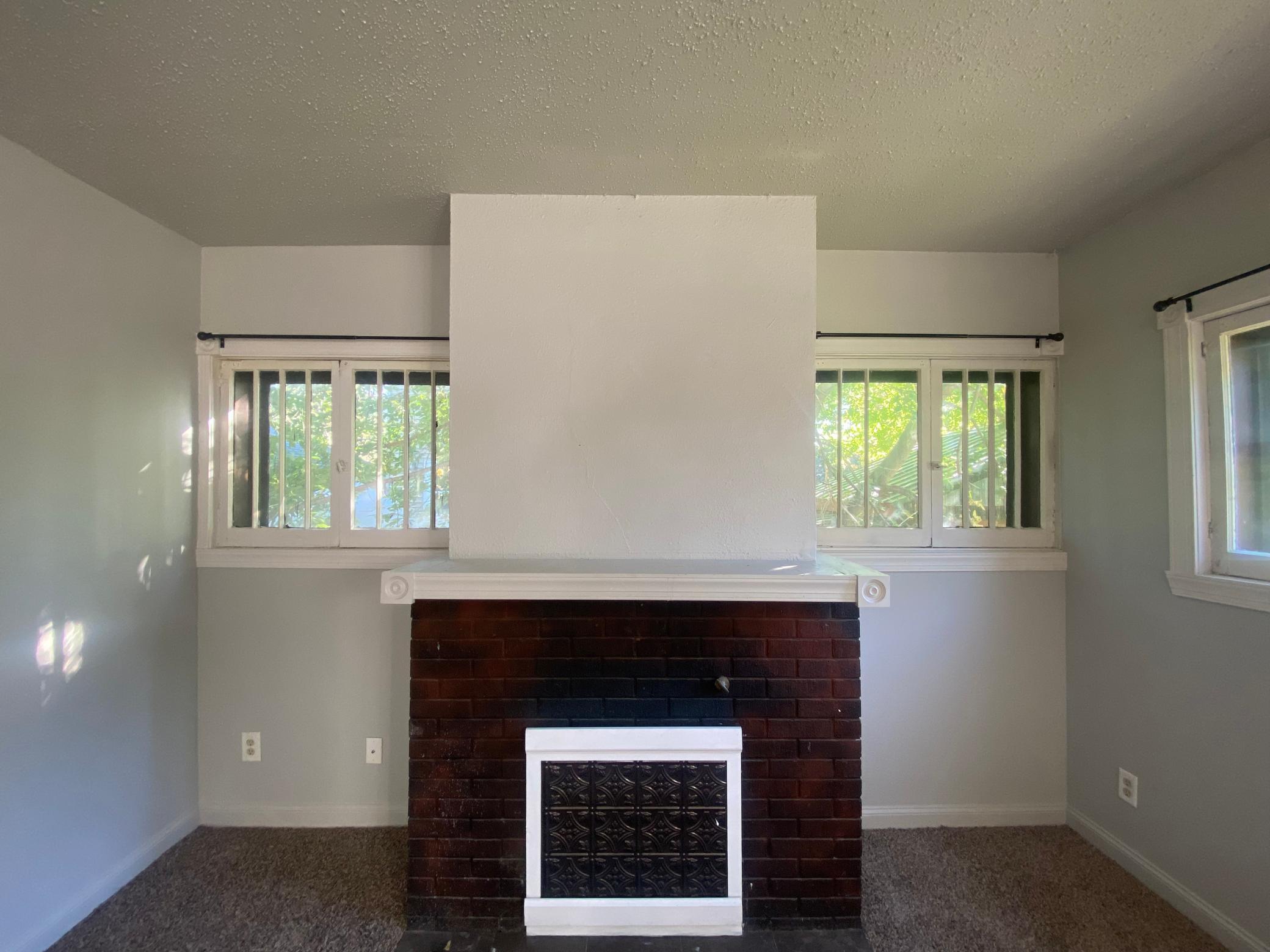 1885 duplex for sale at 214-216 12th Street S in Fargo, ND — 5 bed, 3 bath (photo 19 of 35)