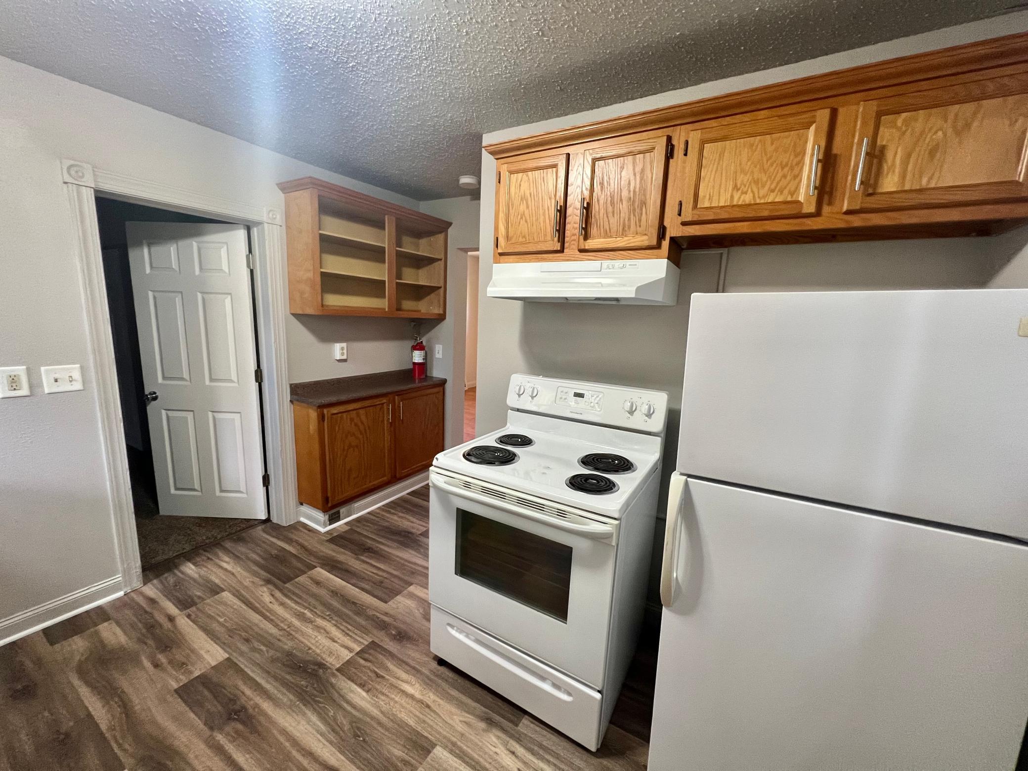 1885 duplex for sale at 214-216 12th Street S in Fargo, ND — 5 bed, 3 bath (photo 22 of 35)