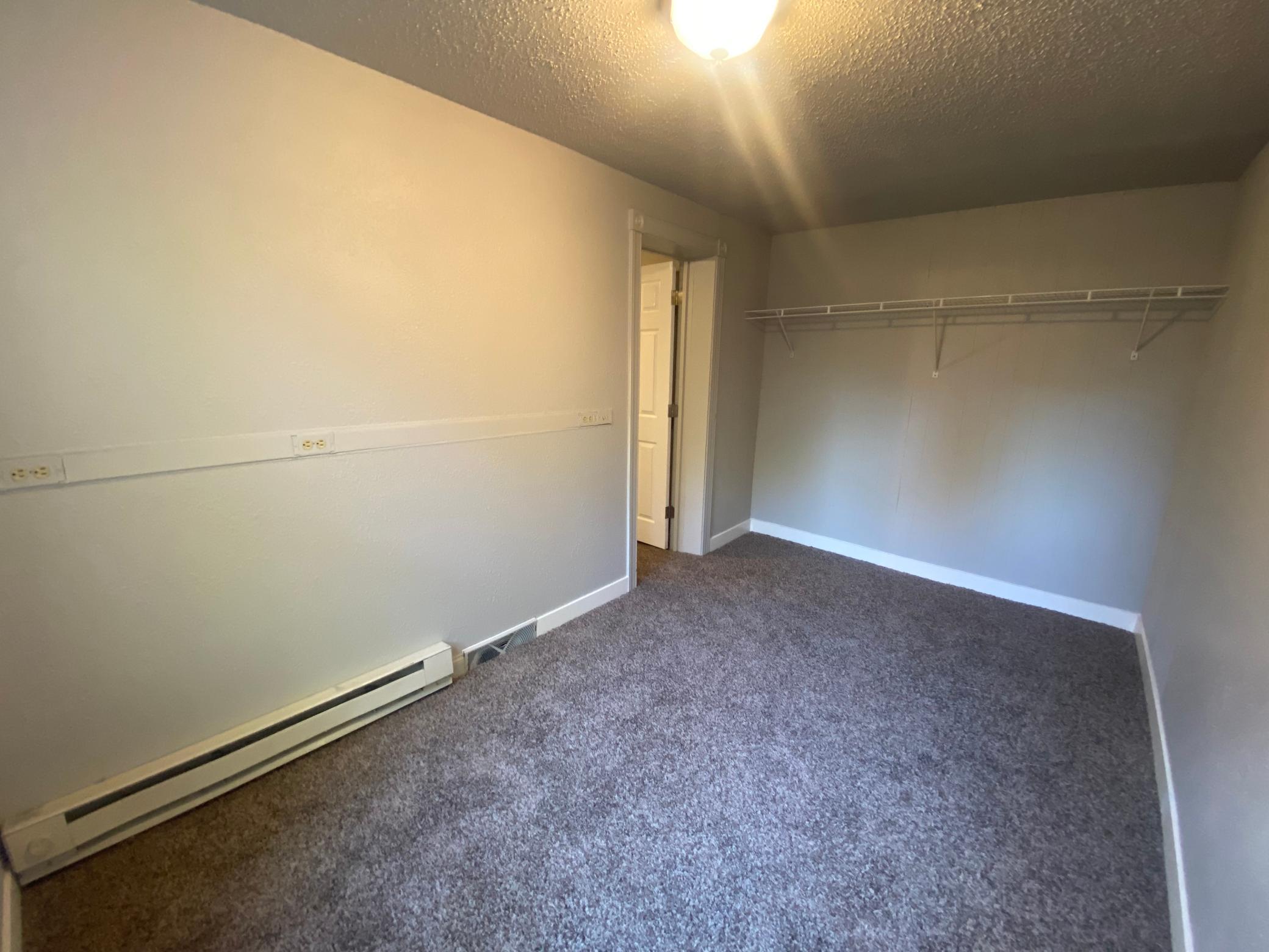 1885 duplex for sale at 214-216 12th Street S in Fargo, ND — 5 bed, 3 bath (photo 33 of 35)