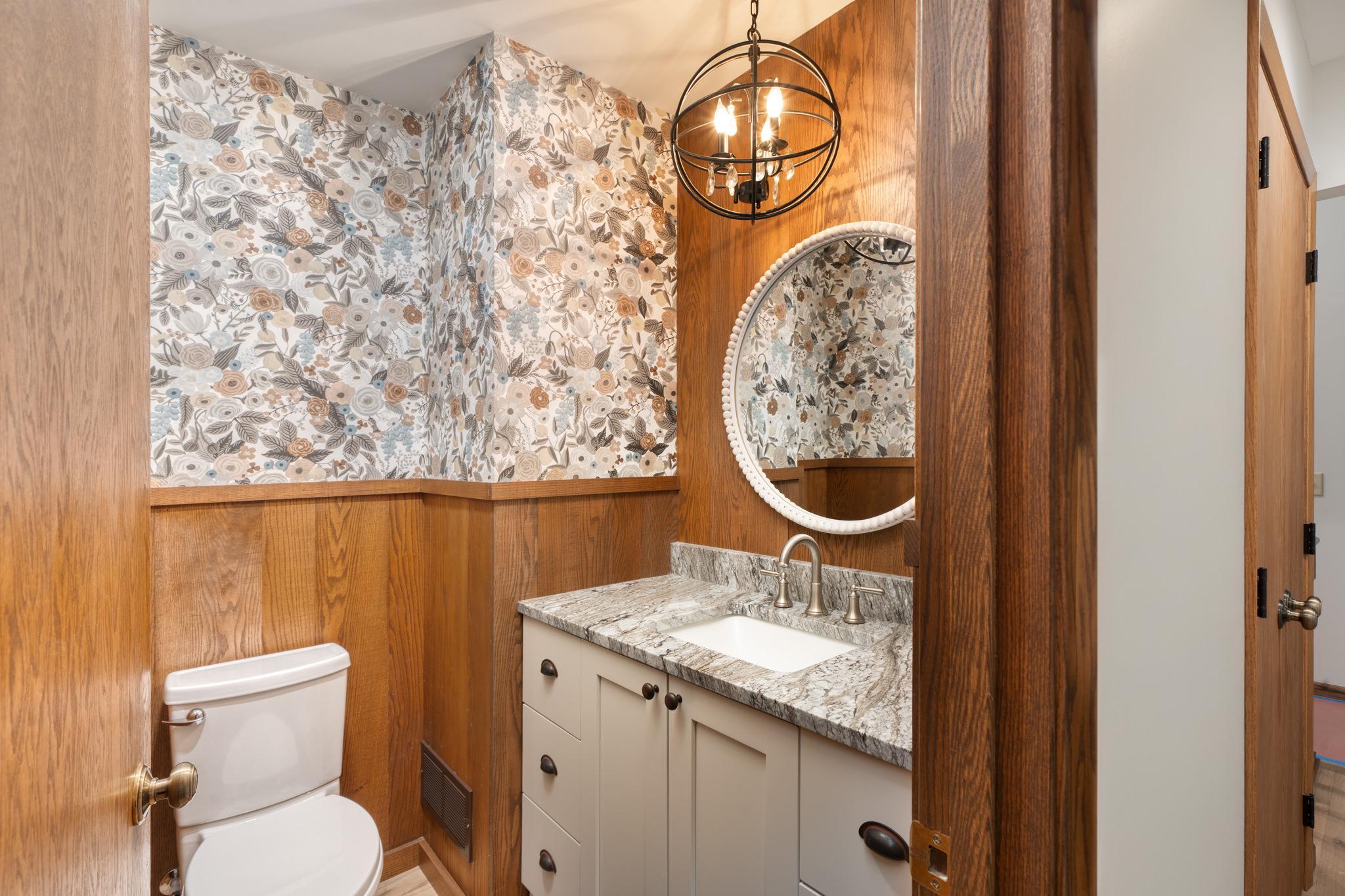 1975 single family home for sale at 3711 Golf Course Road in Grand Rapids, MN — 4 bed, 4 bath (photo 21 of 44)