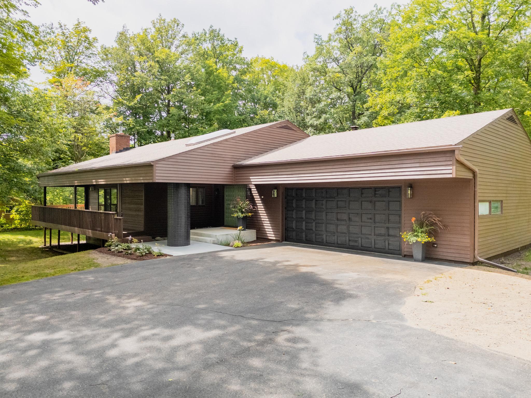 1975 single family home for sale at 3711 Golf Course Road in Grand Rapids, MN — 4 bed, 4 bath (photo 37 of 44)