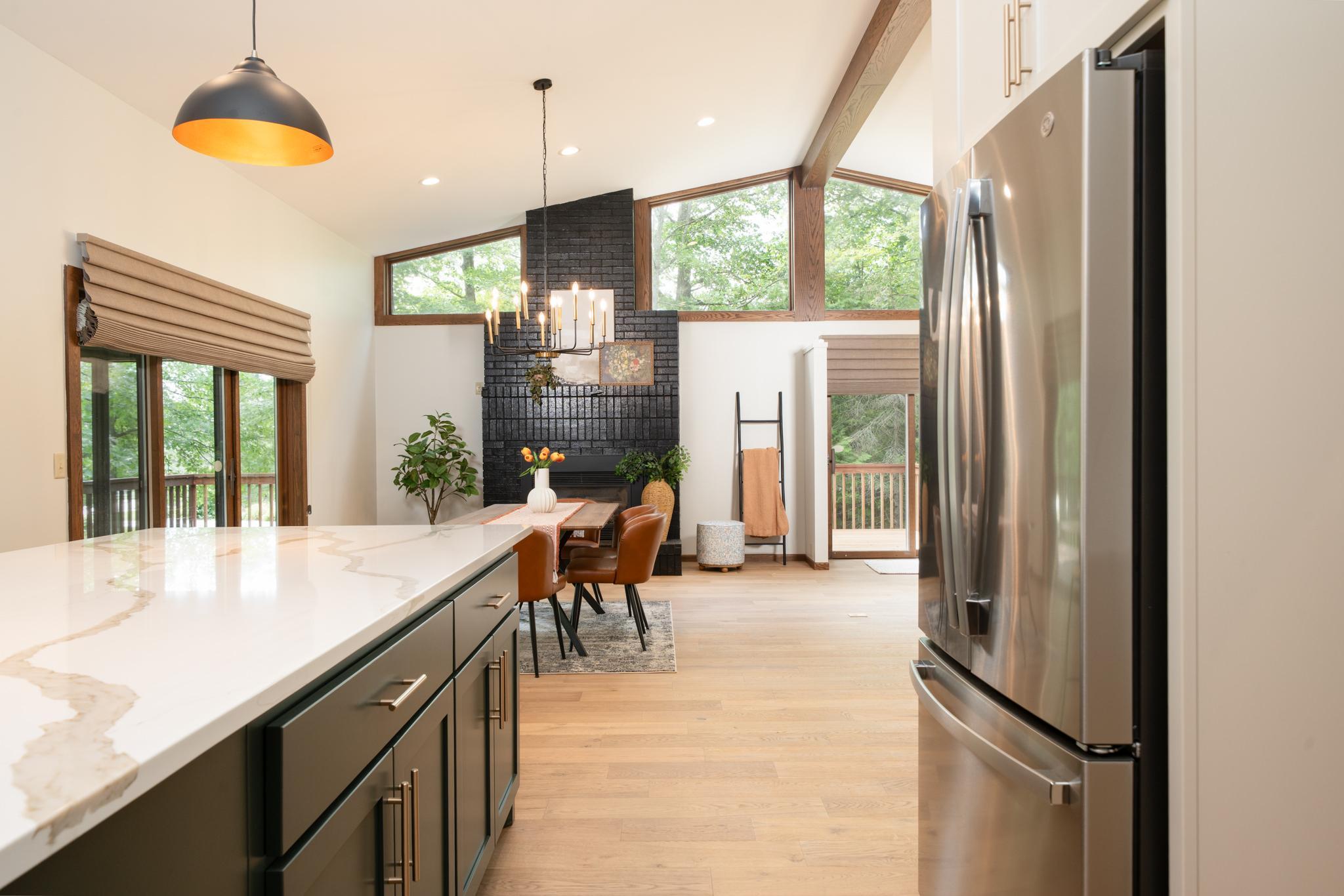 1975 single family home for sale at 3711 Golf Course Road in Grand Rapids, MN — 4 bed, 4 bath (photo 7 of 44)