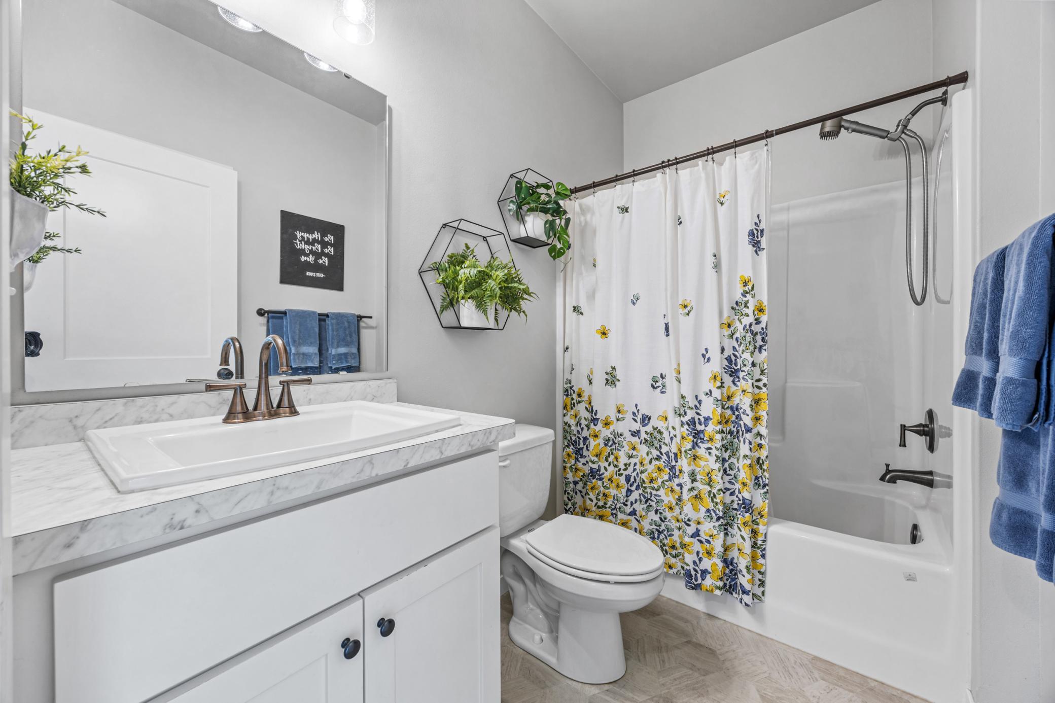 2020 single family home for sale at 3037 Prairie Farms Circle S in Fargo, ND — 4 bed, 3 bath (photo 14 of 26)