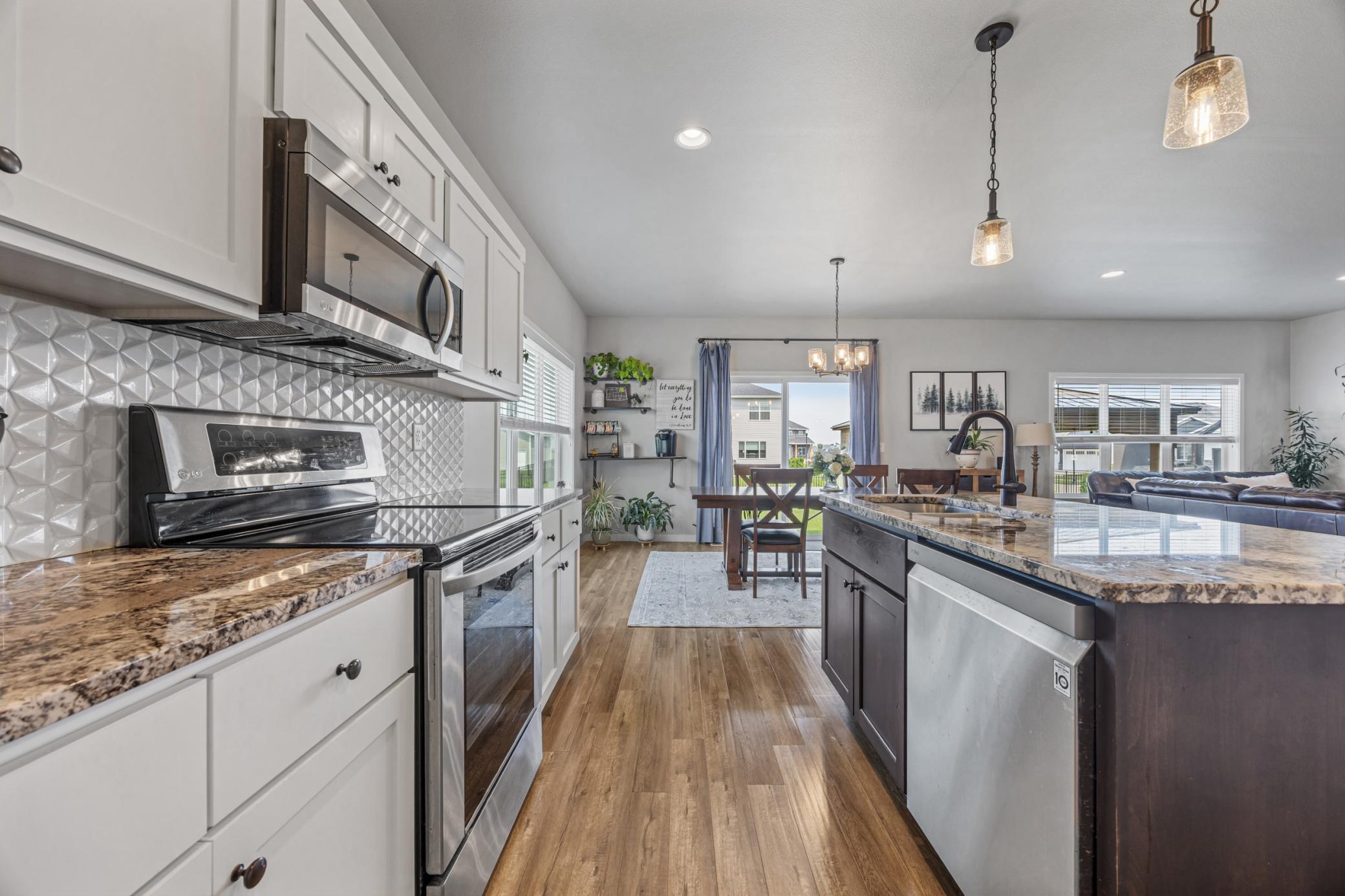 2020 single family home for sale at 3037 Prairie Farms Circle S in Fargo, ND — 4 bed, 3 bath (photo 9 of 26)
