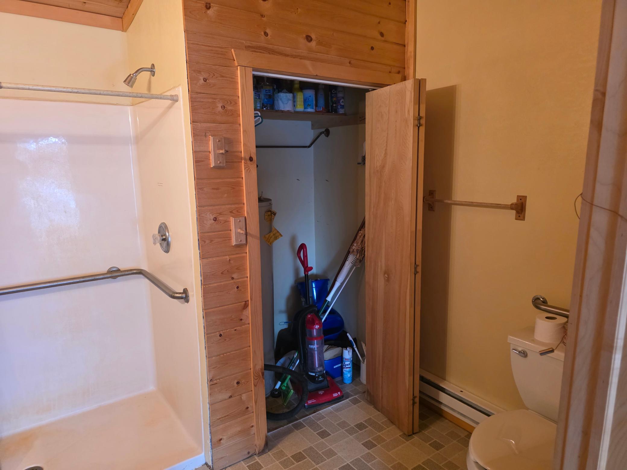 2005 single family home for sale at TBD Andrusia Road SE, Unit Lot 4, Block 1 in Cass Lake, MN — 2 bed, 1 bath (photo 8 of 23)