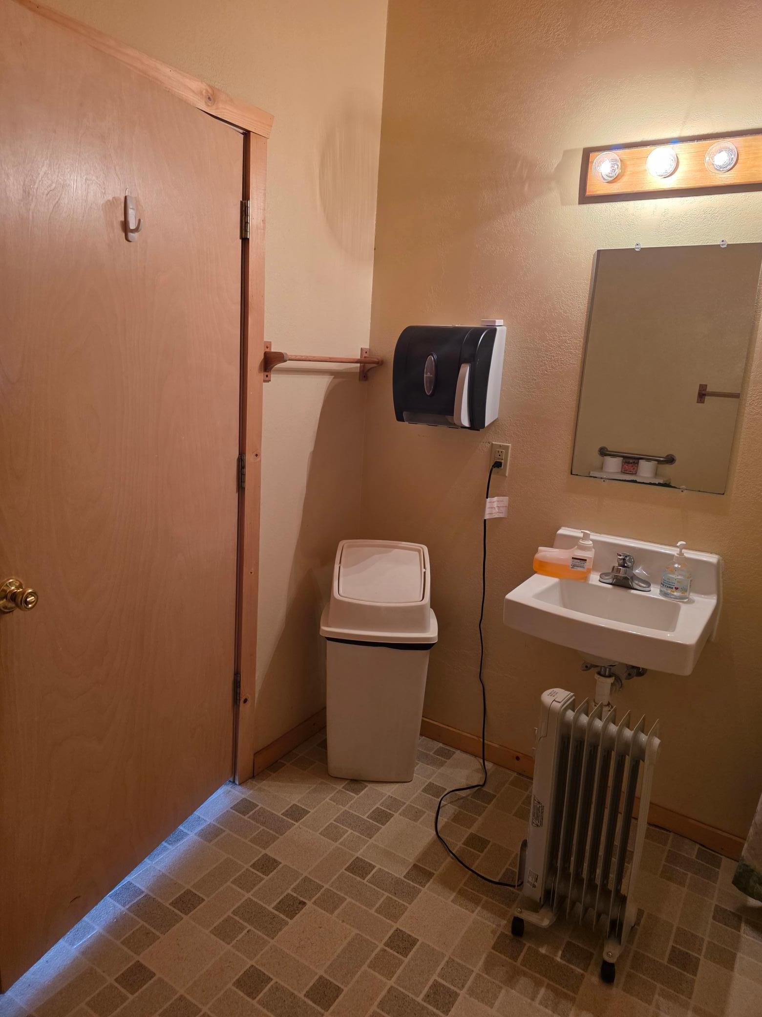 2005 single family home for sale at TBD Andrusia Road SE, Unit Lot 4, Block 1 in Cass Lake, MN — 2 bed, 1 bath (photo 10 of 23)