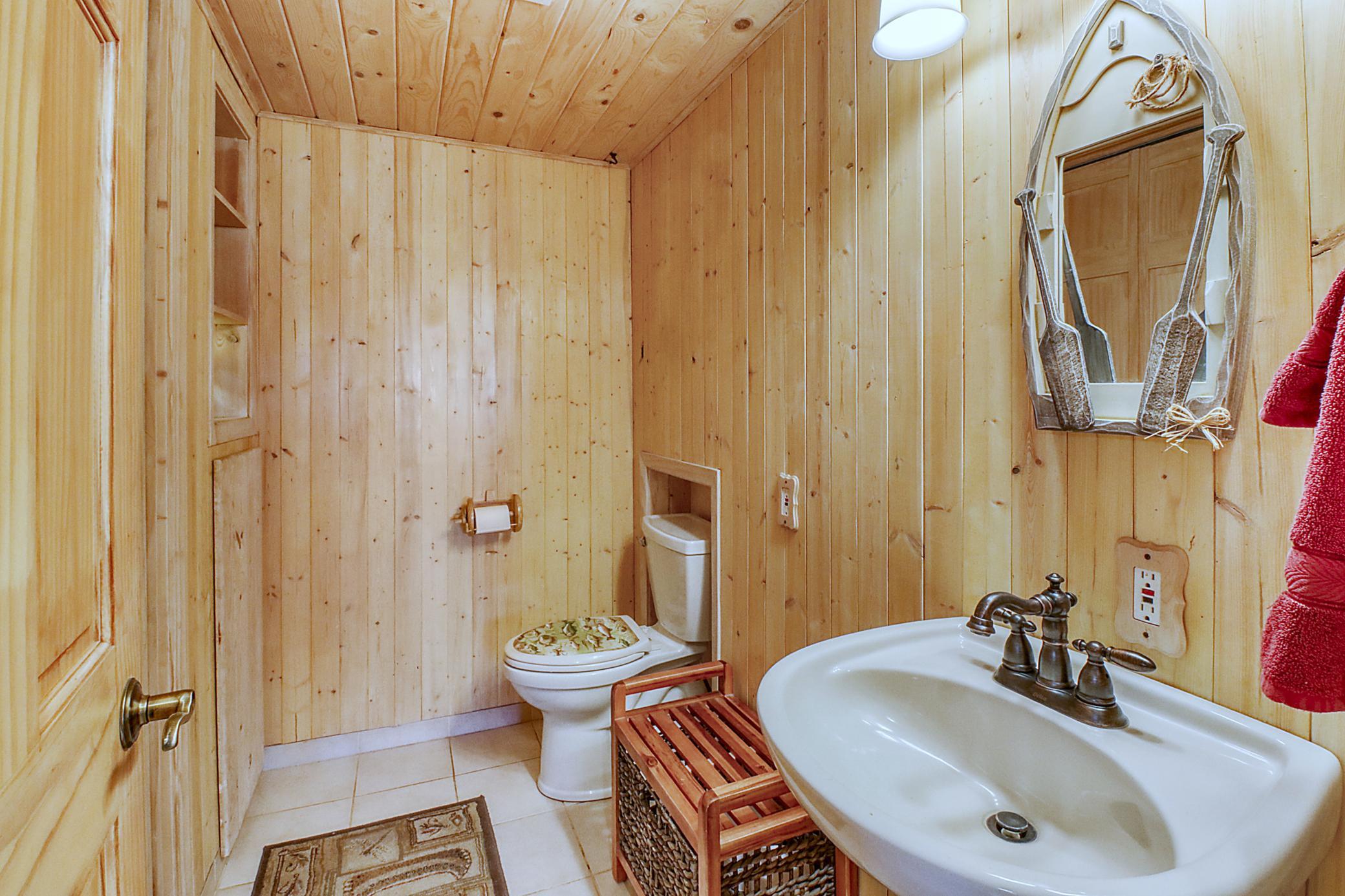 1988 single family home for sale at 24295 Matson Point Trail in Pelican Rapids, MN — 4 bed, 3 bath (photo 58 of 91)